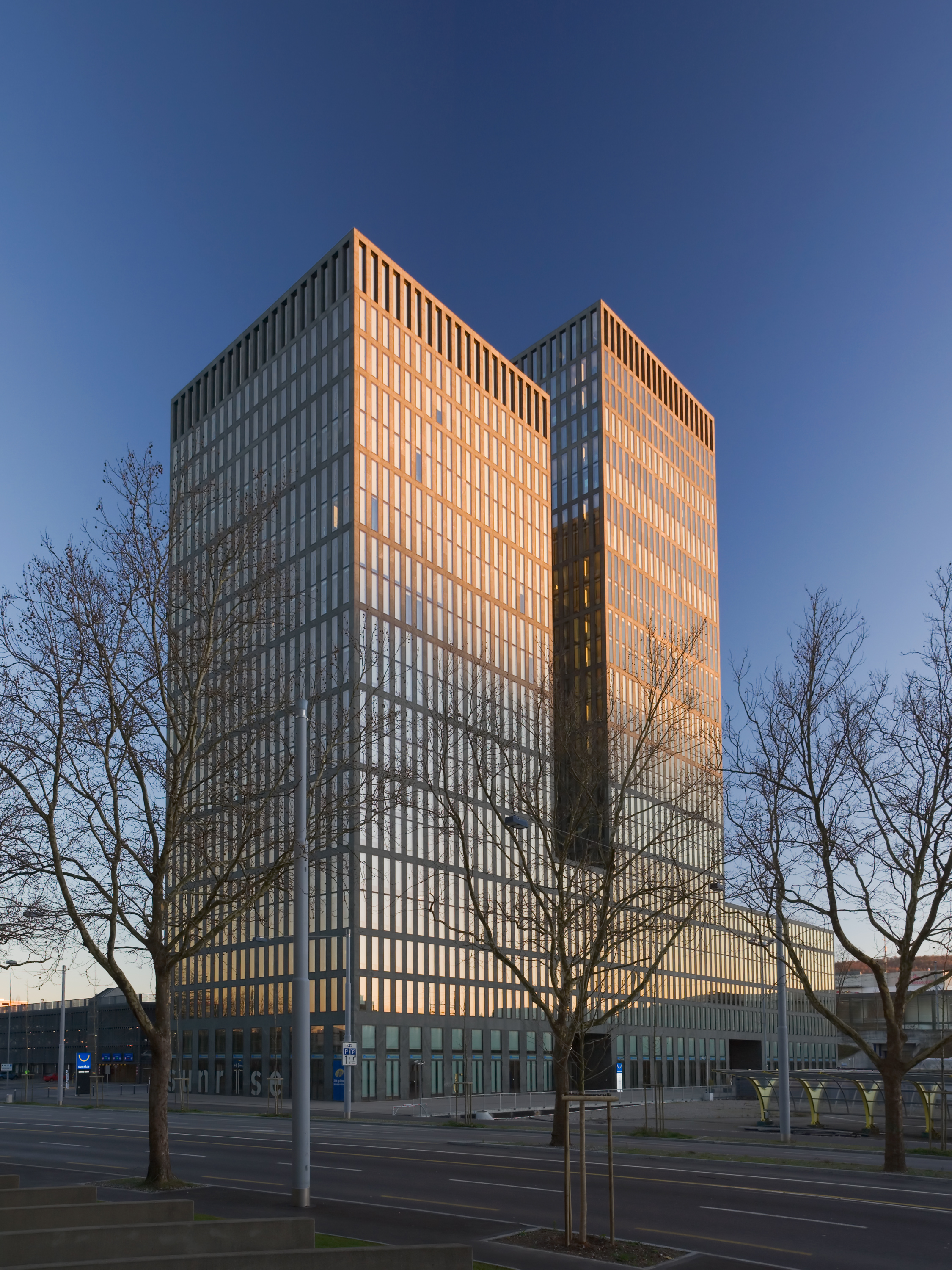 Zuerich Sunrise Tower 7