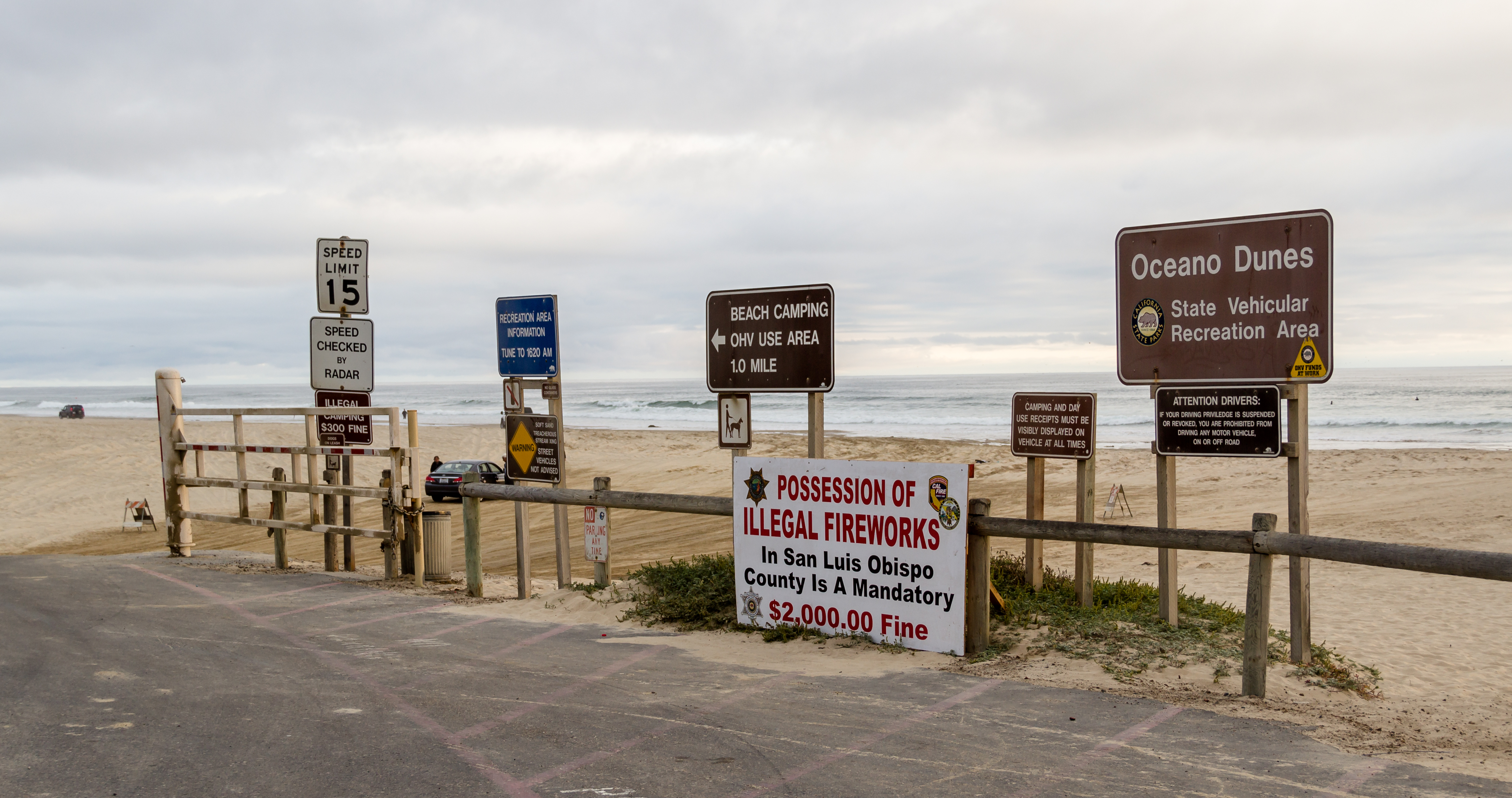 Pismo Beach (California, USA) -- 2012 -- 4733