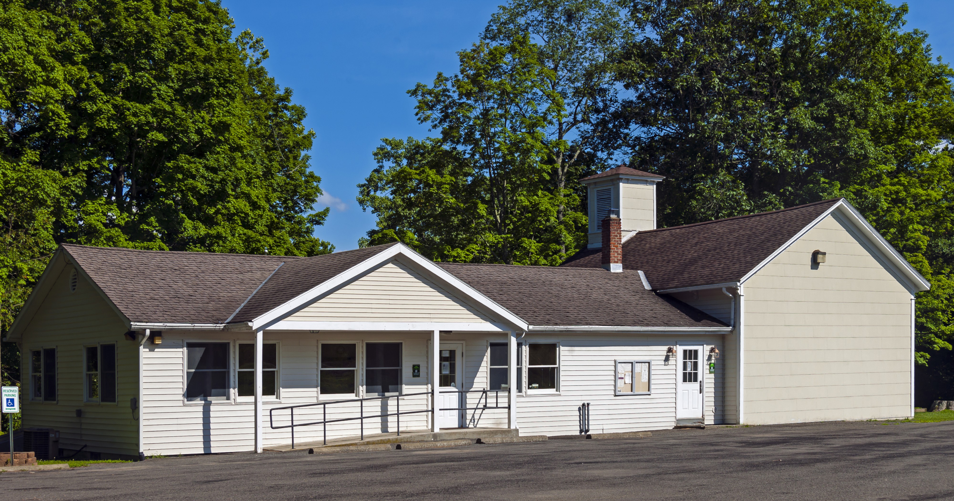 Gallatin, NY, town hall