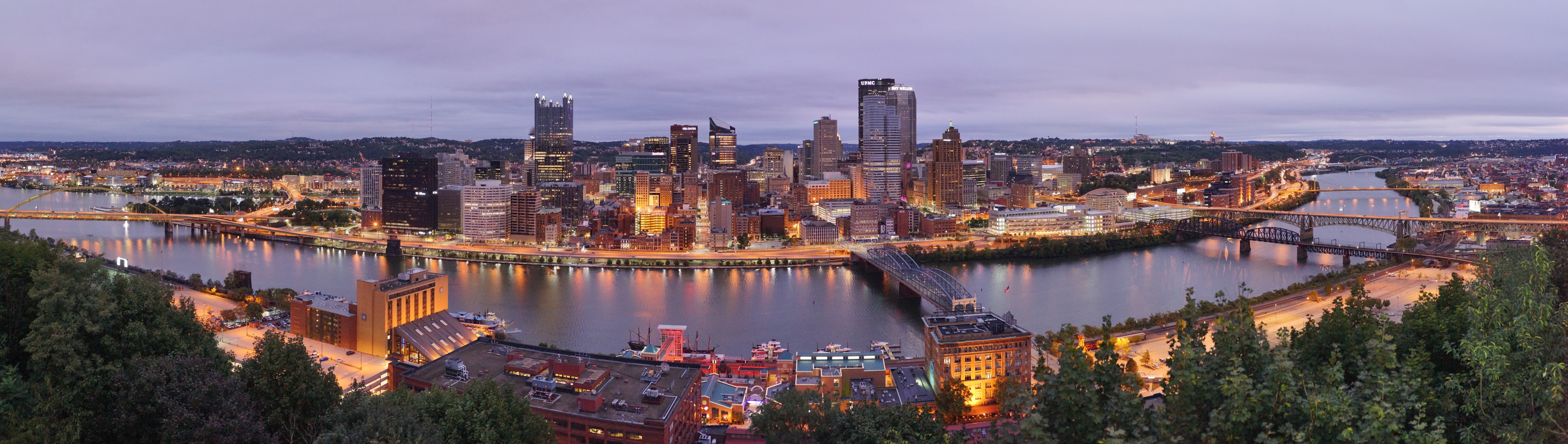 Pittsburgh dawn city pano 2015