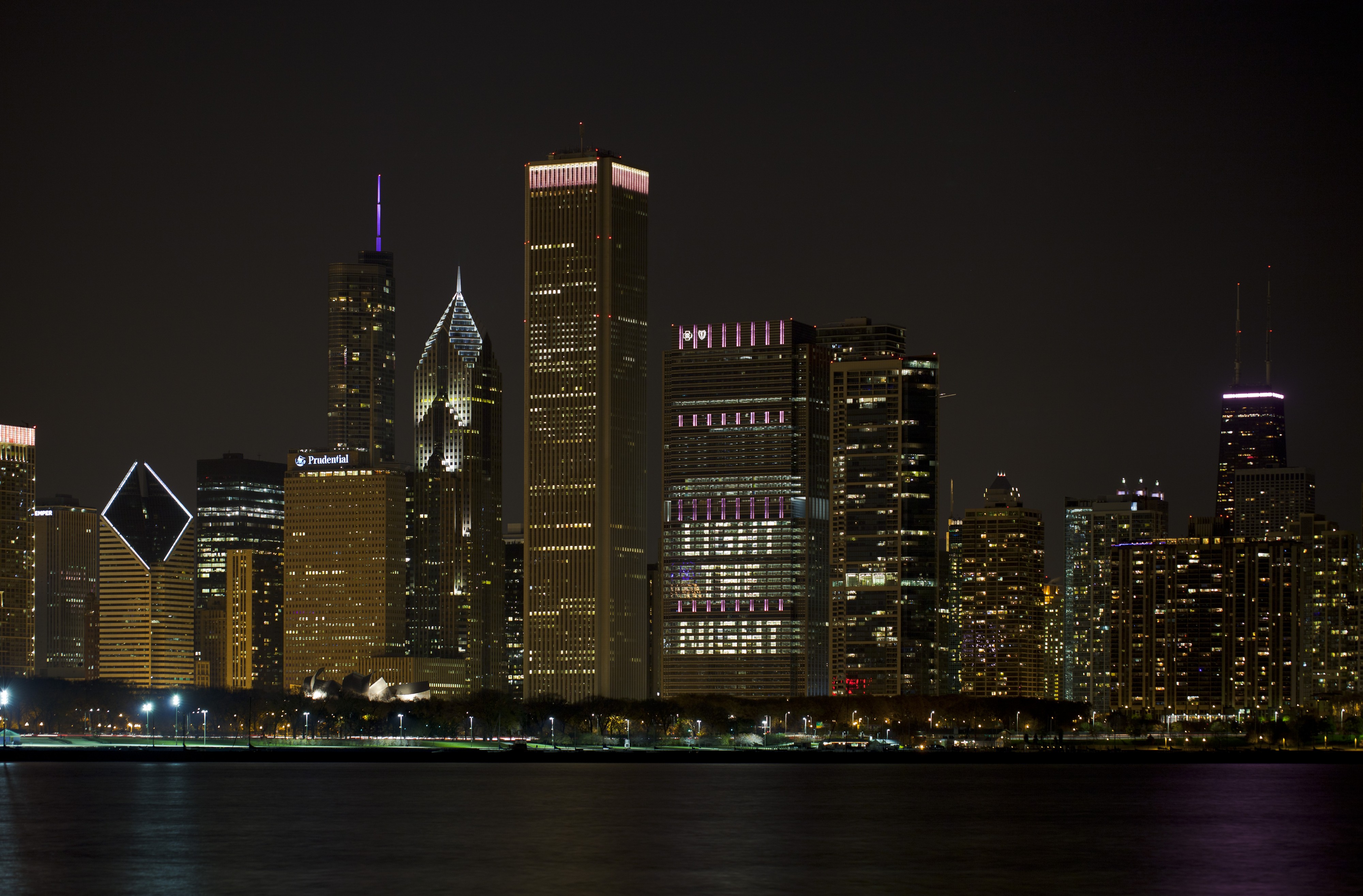 Vista del Skyline de Chicago desde el Planetario, Illinois, Estados Unidos, 2012-10-20, DD 15