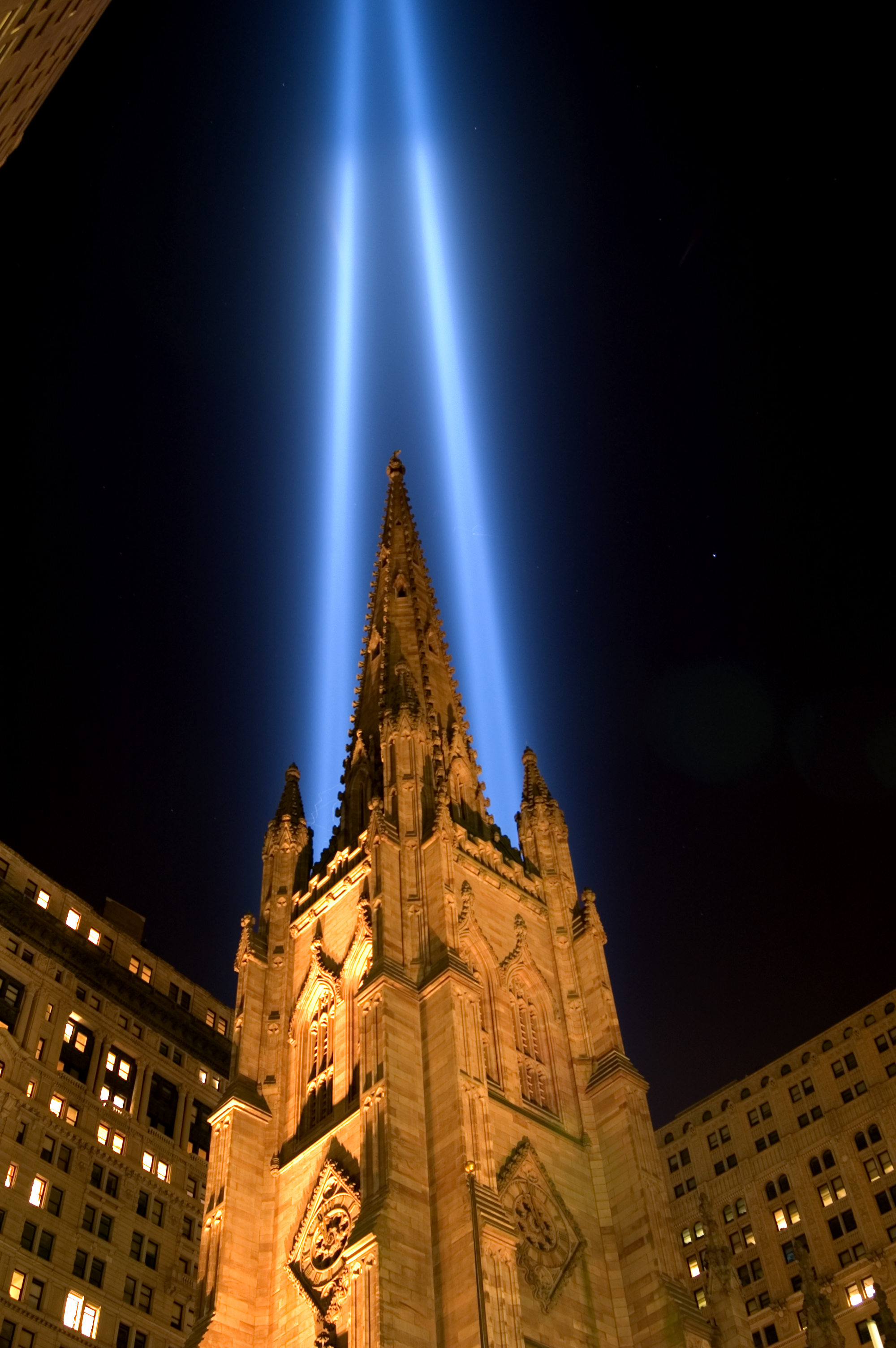 Tribute in Light by Imaji - 2 - 11 September 2005 - Trinity Church