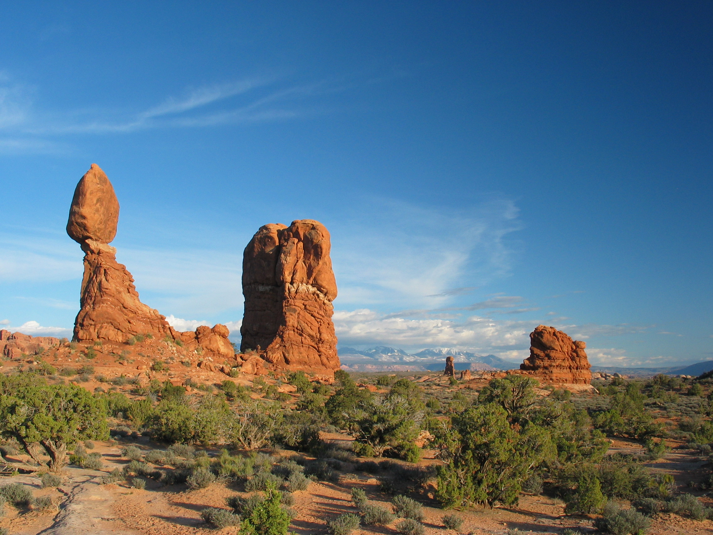 USA balancing rock UT