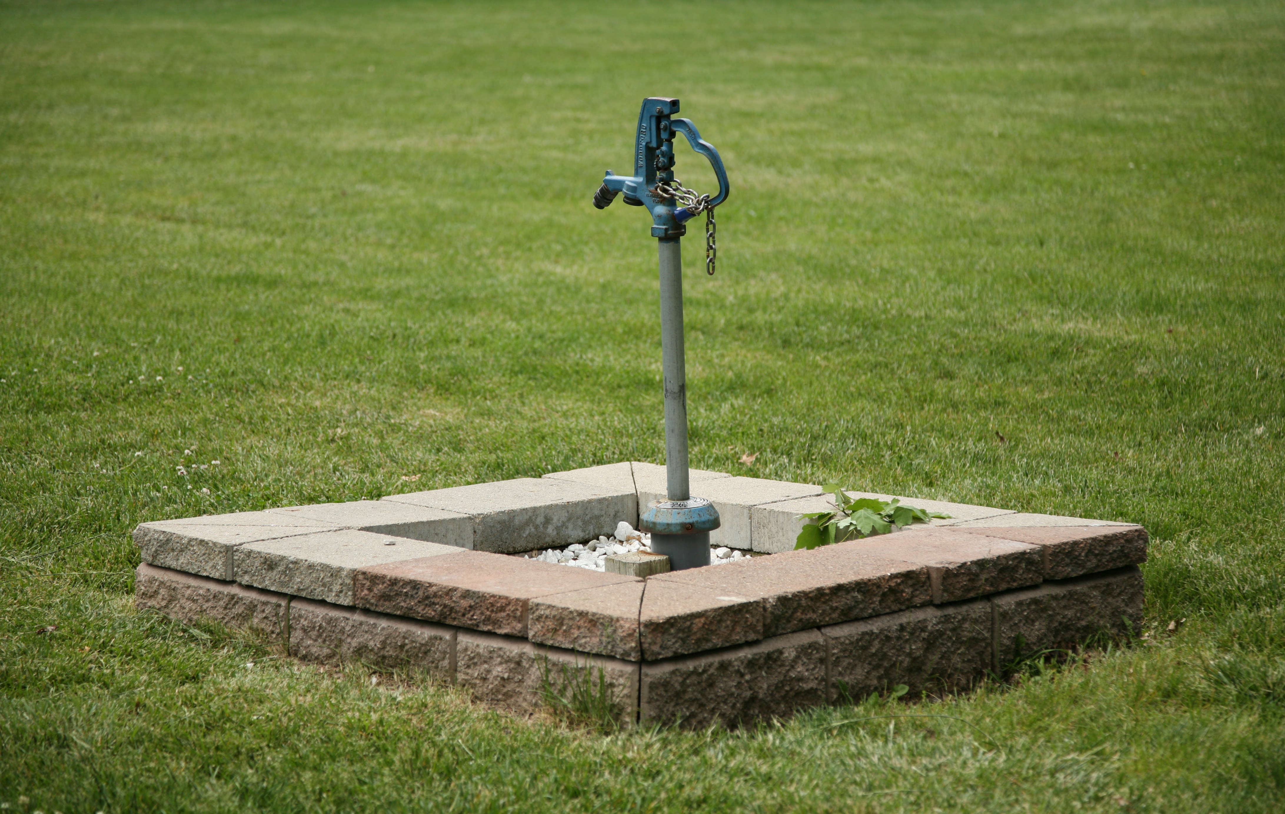 Water pump 1-2