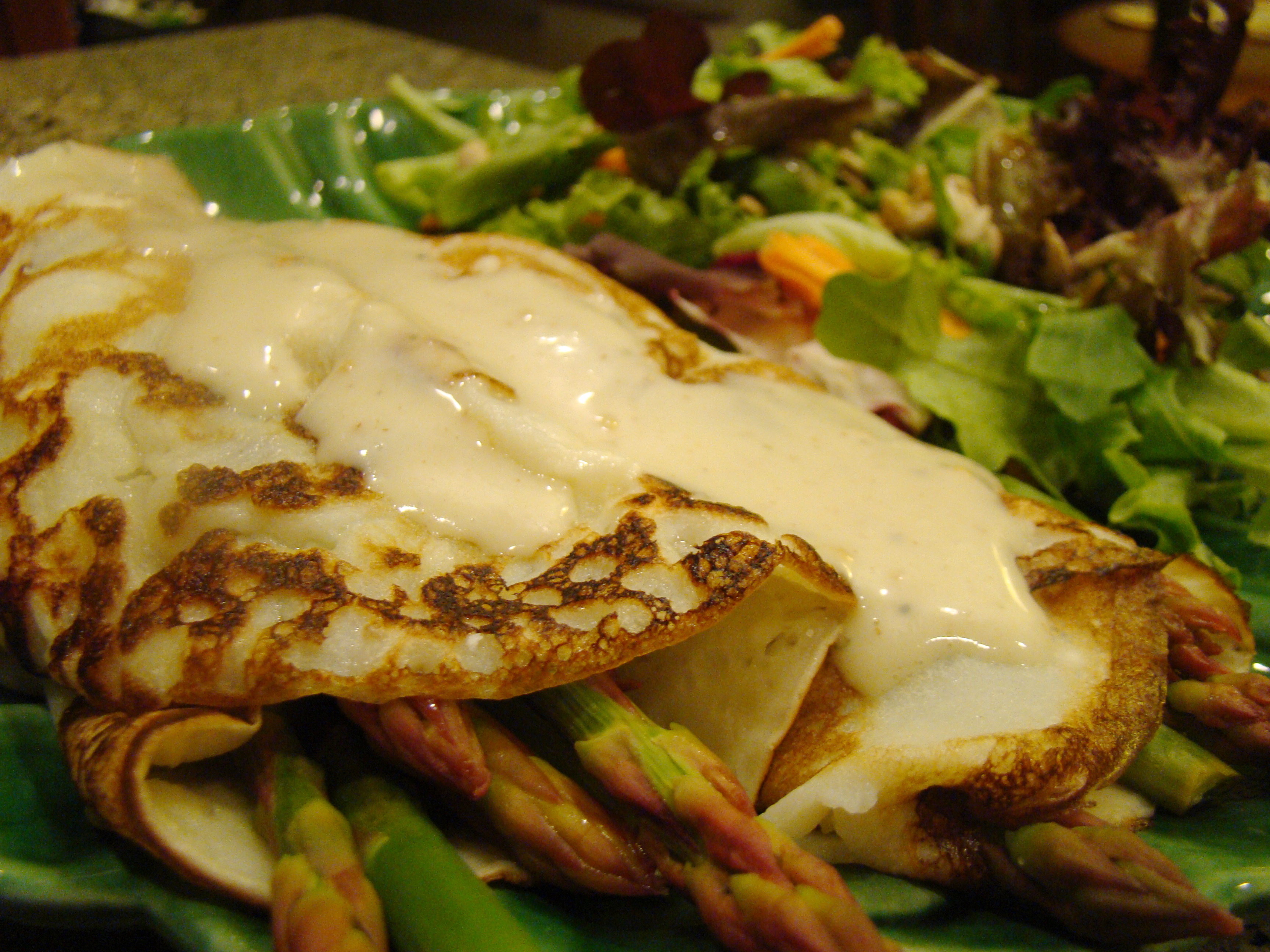 Asparagus Crepe with Vegan Hollandaise (3930200459)