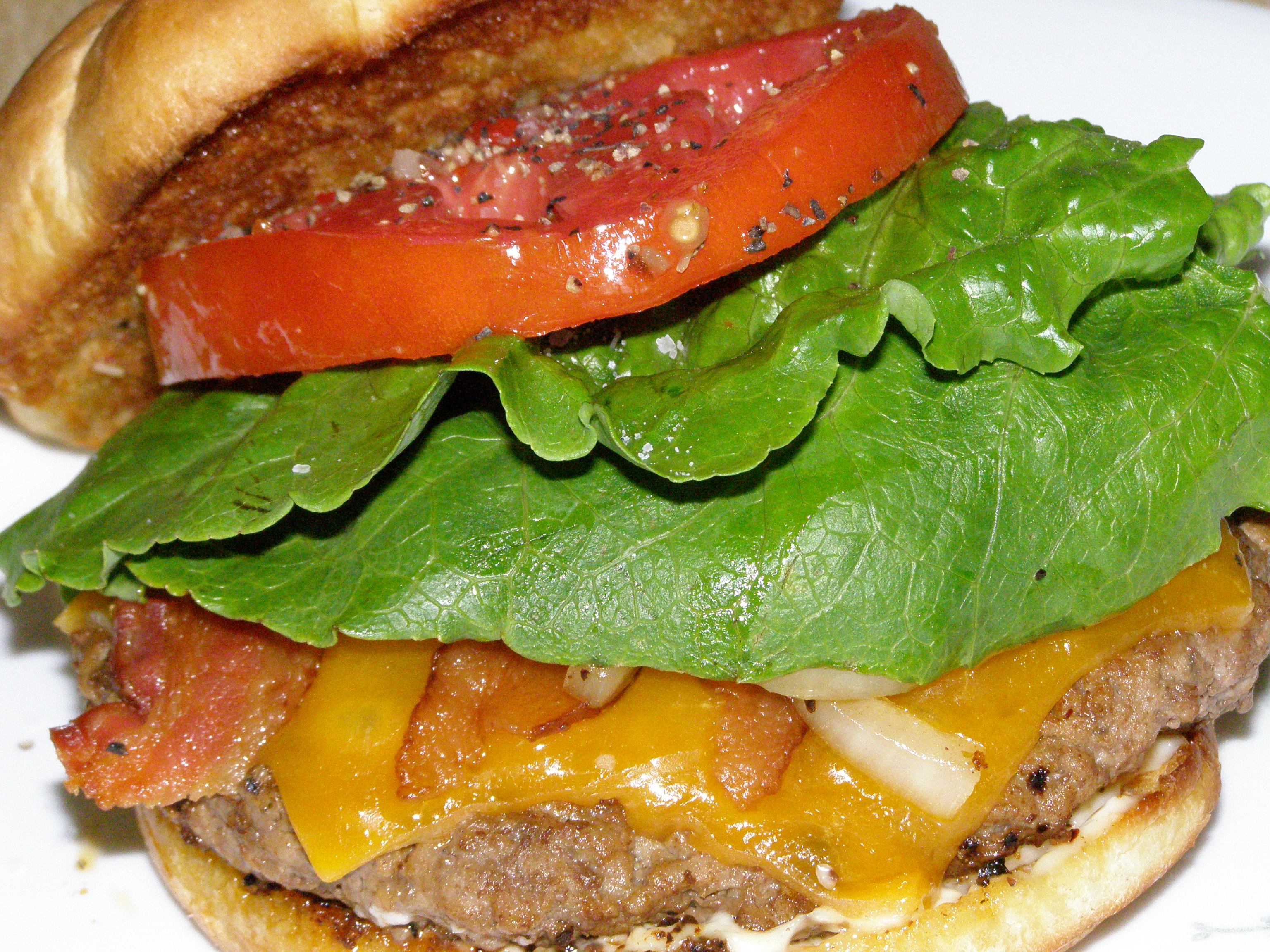 Bacon cheeseburger