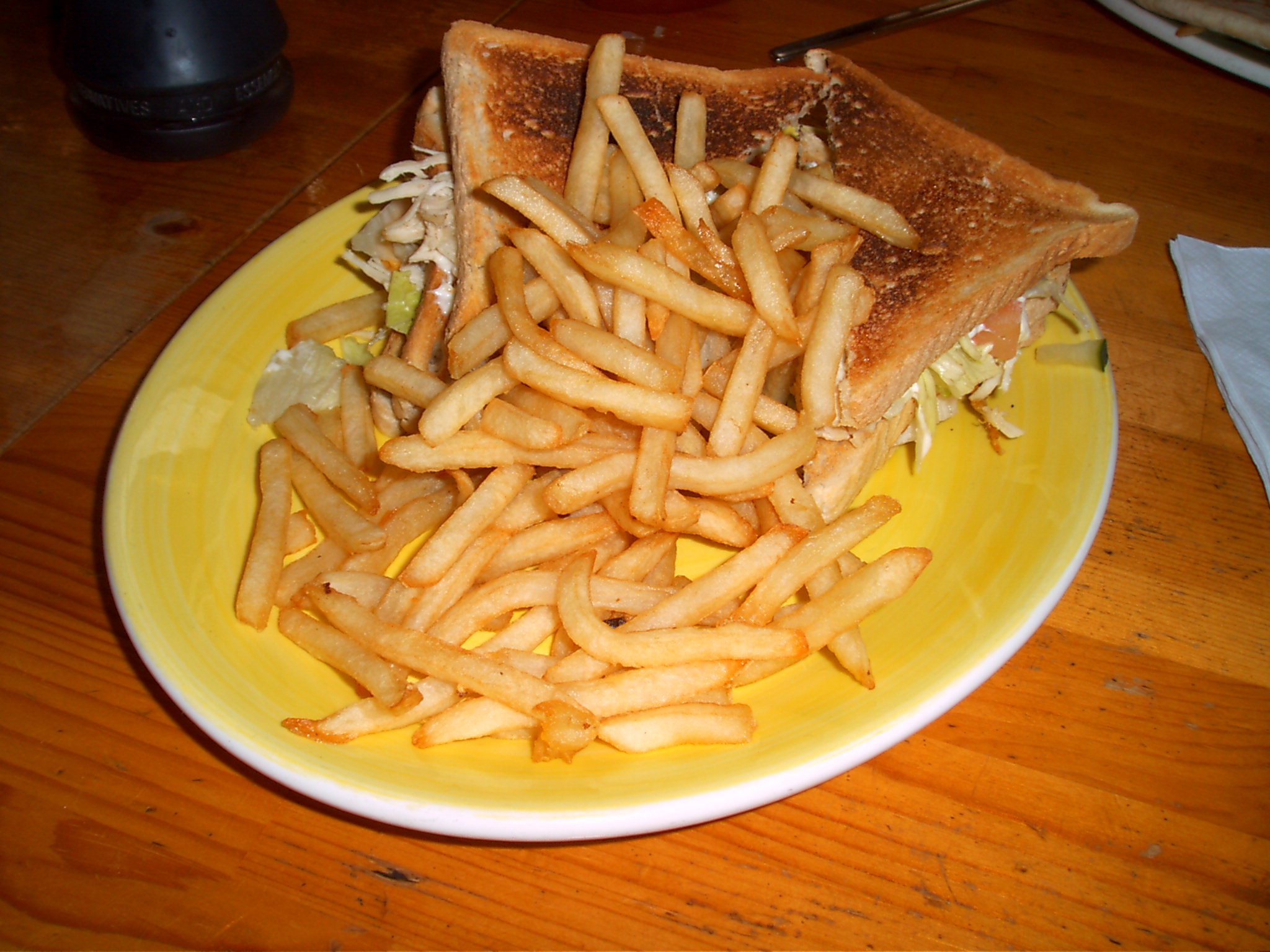Club Sandwich With Fries