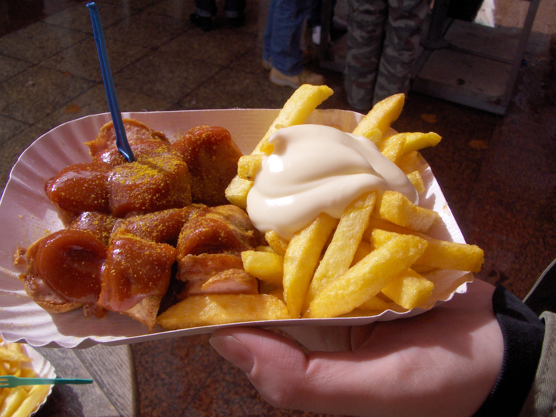 Flickr wilbanks 121777287--Currywurst and fries