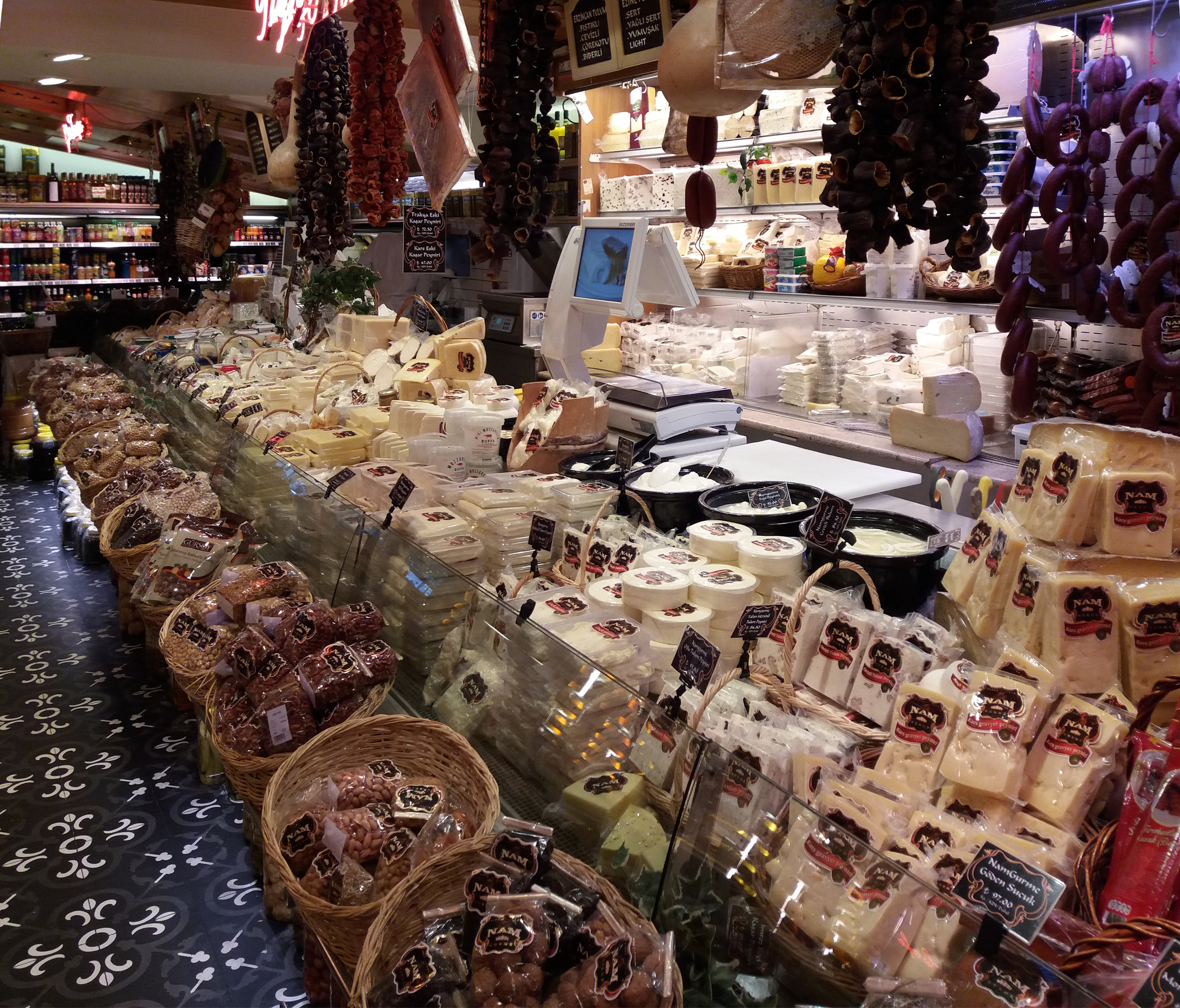 Food shop, Istanbul, July 2018 - 2