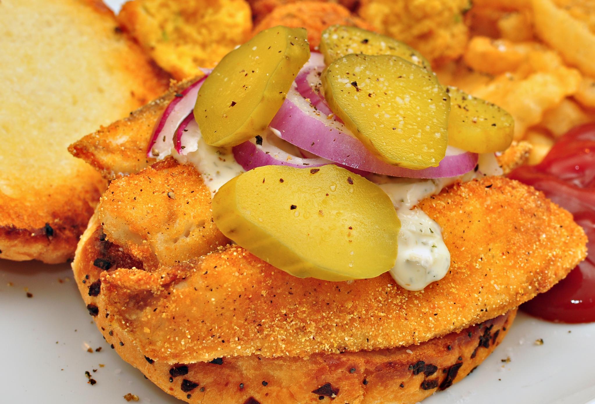 Mmm... Fish sandwich with dilled tartar (6449269117)