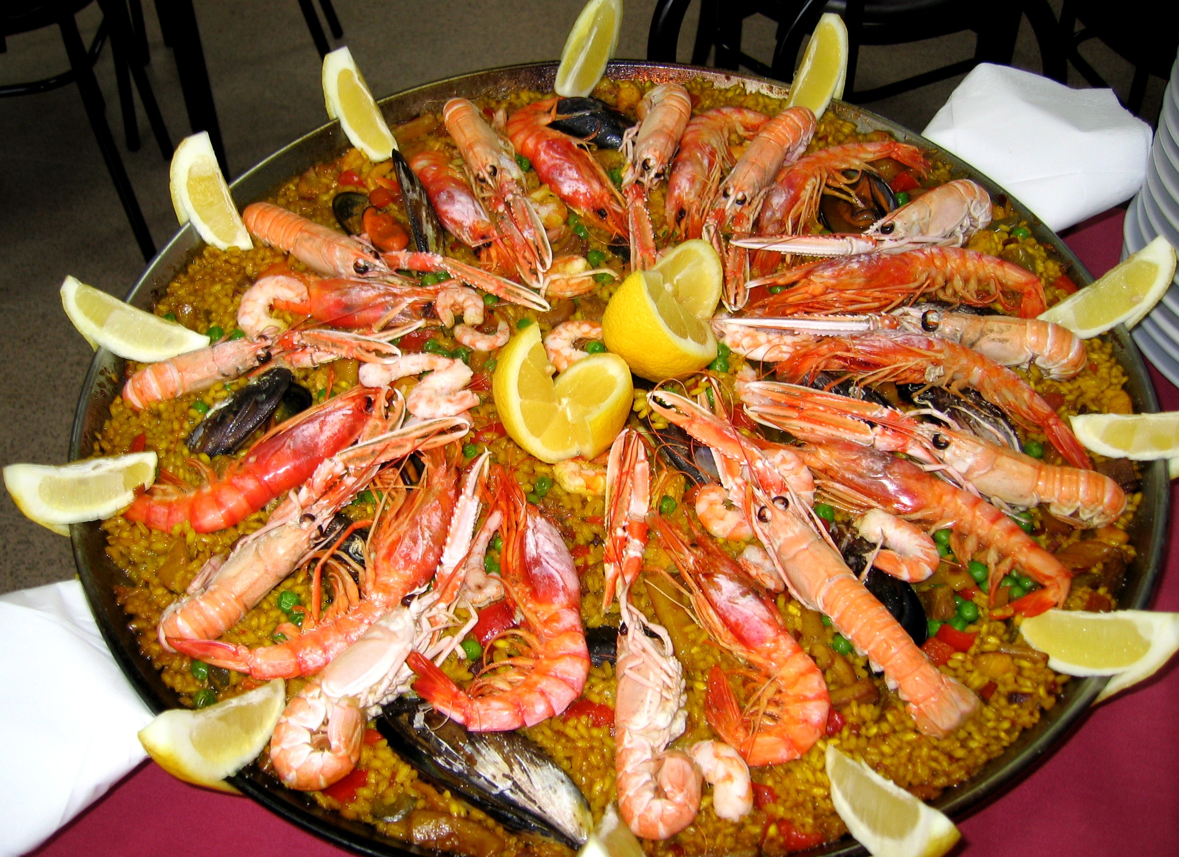 Paella de marisco 01 Shellfish paella.