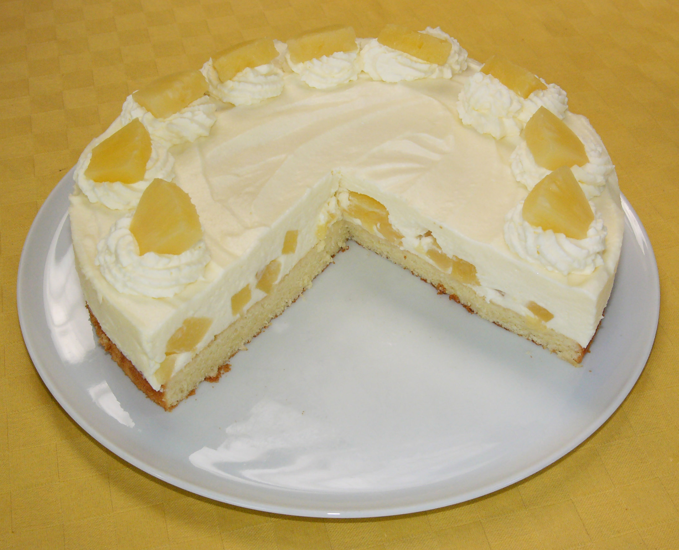 Pineapple cake