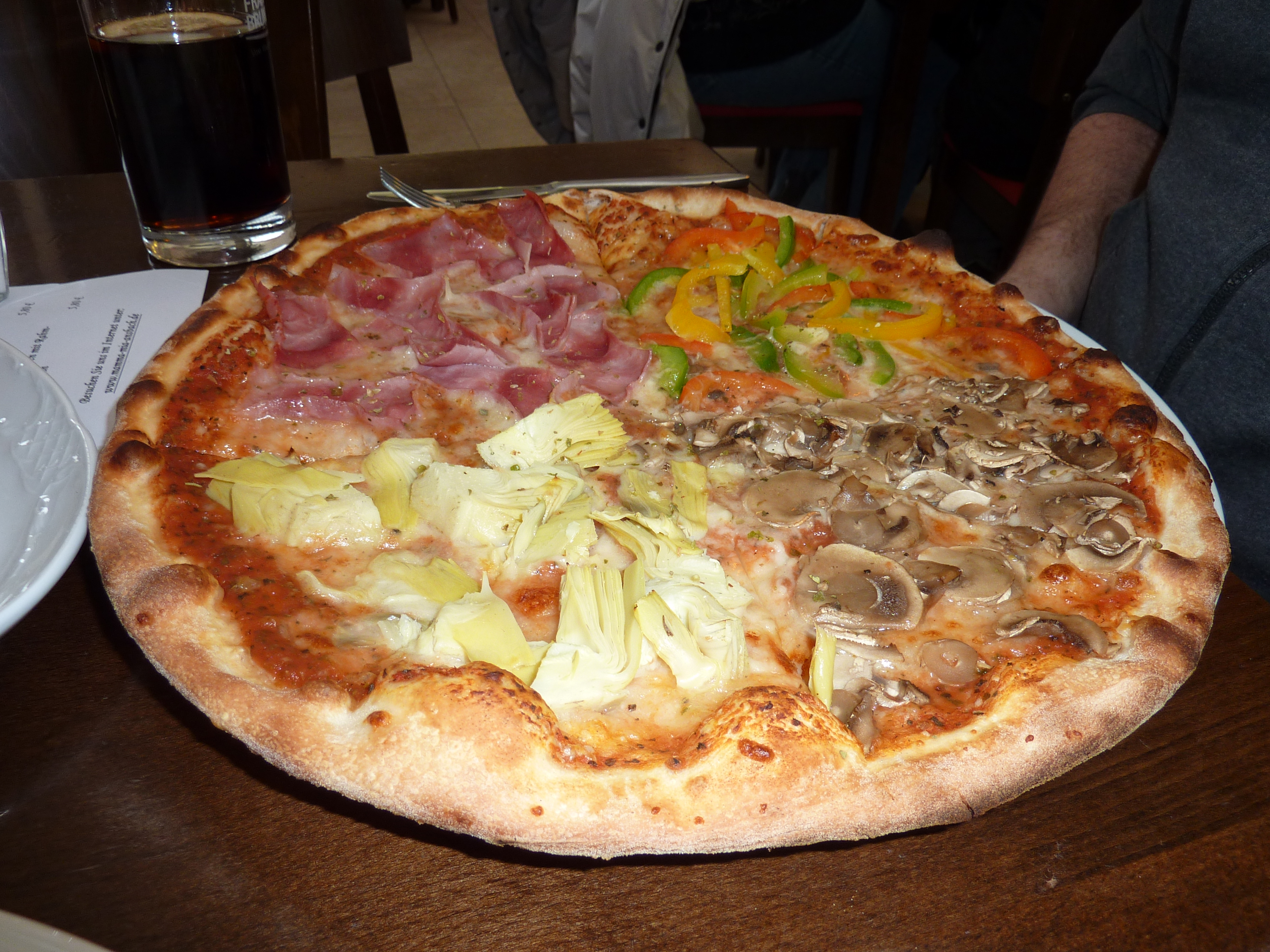 Pizza quattro stagioni