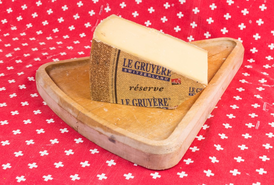2015-01-25 Le Gruyère AOP Réserve - Der Schweizer - WikiLovesCheese Vienna - hu - 7843