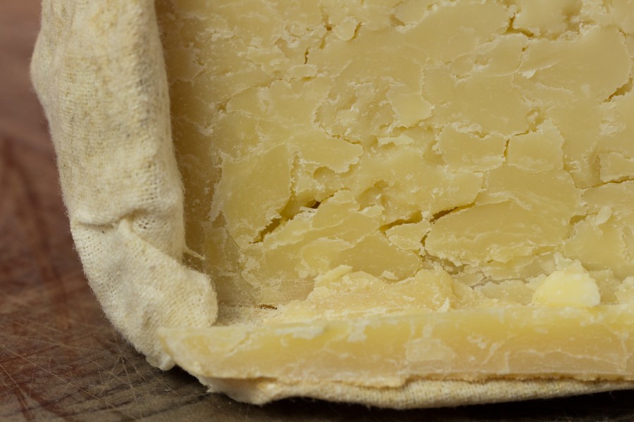 20150125 Tobermory, Isle of Mull Cheese - Der Schweizer - WikiLovesCheese Vienna 8919