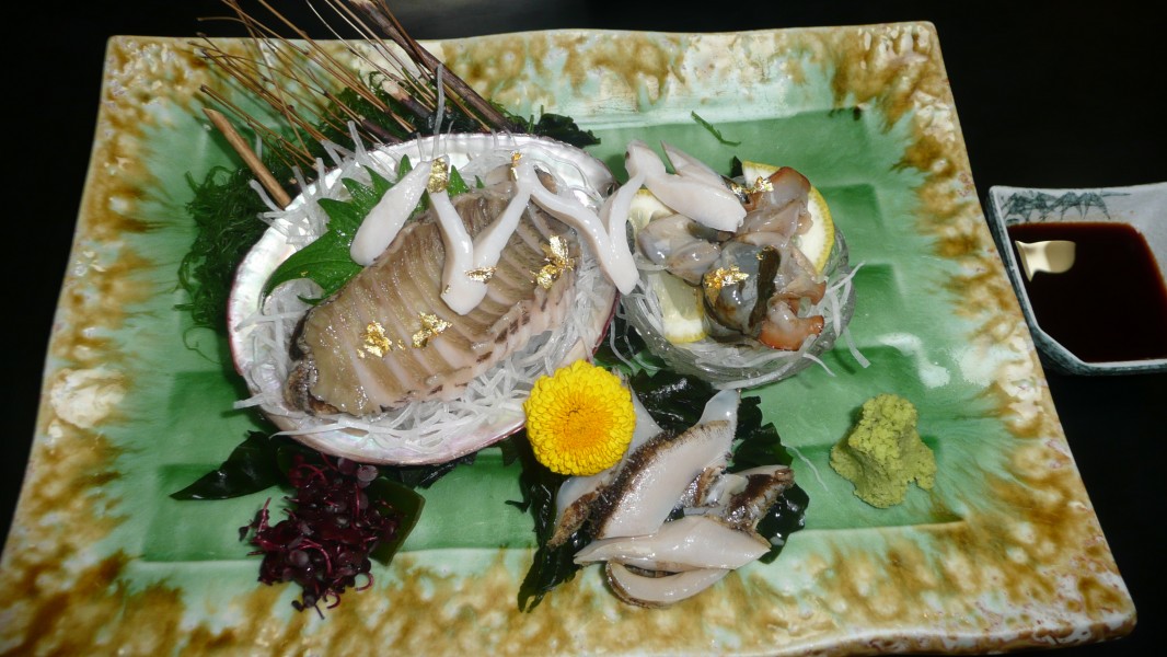 Awabi sashimi