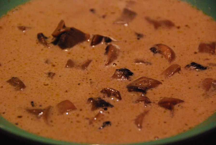Flickr - cyclonebill - Svampesuppe med portobello
