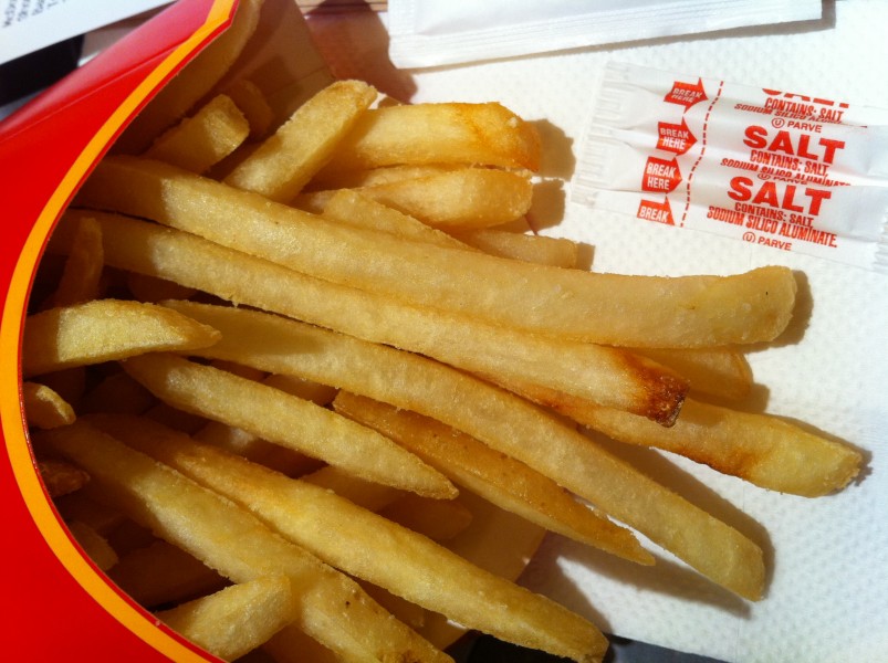 HK TST Star House McDonalds food potato French fries with Salt Nov-2012