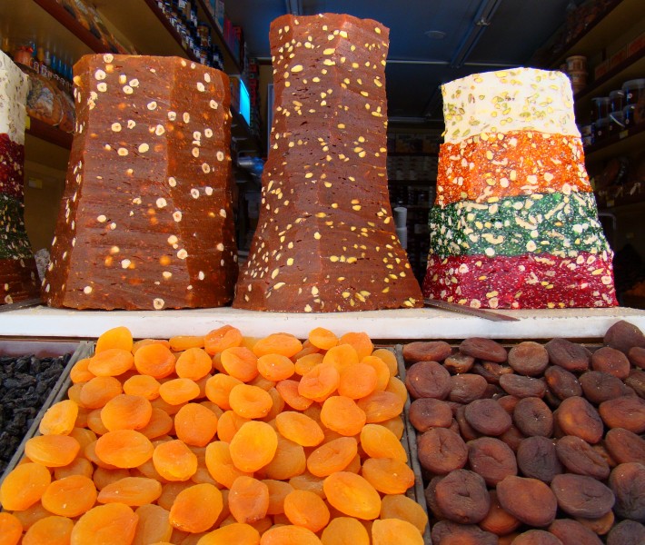 Malatya Aprikot Cakes