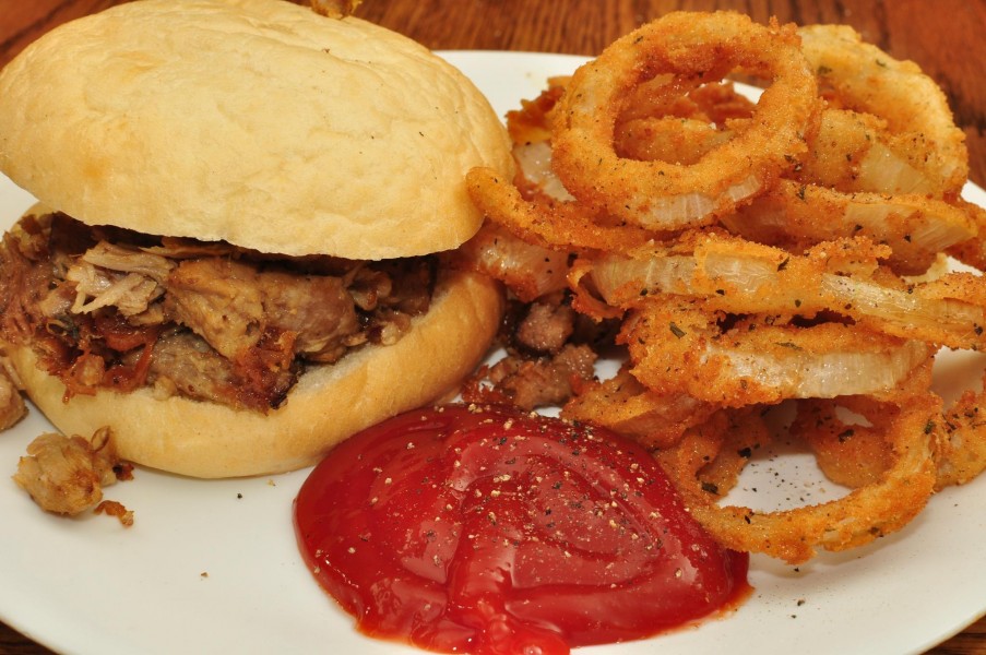 Mmm... onion rings (7094882811)