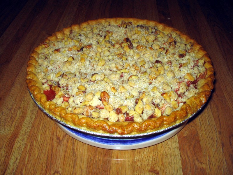 Rhubarb-apple pie, May 2009