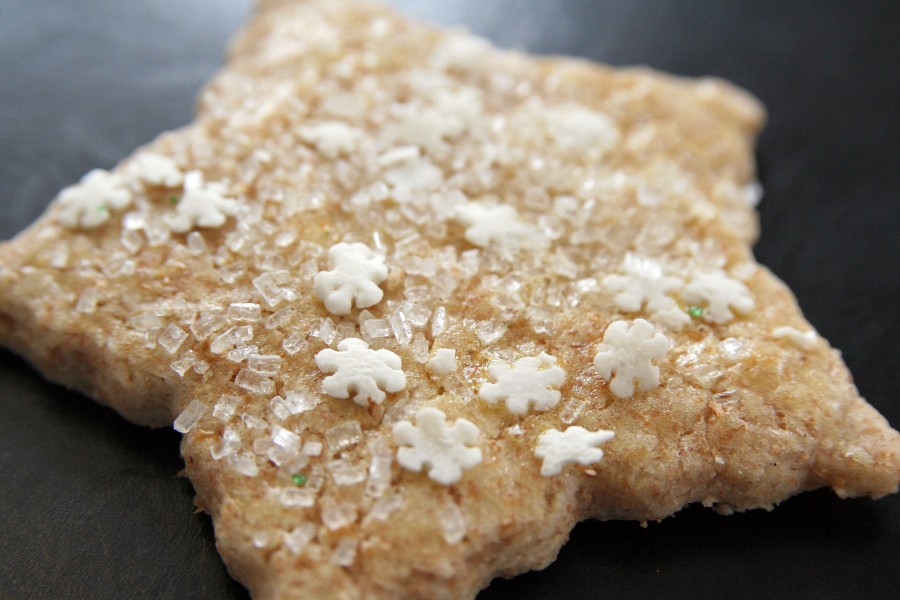 Sugar Cookies Star Shaped with snowflake decoration (2)