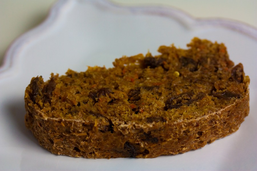 Vegan Carrot Raisin Manna Bread (4107948062)