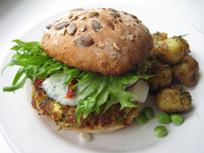 Veggie burger miikkahoo flickr creative commons