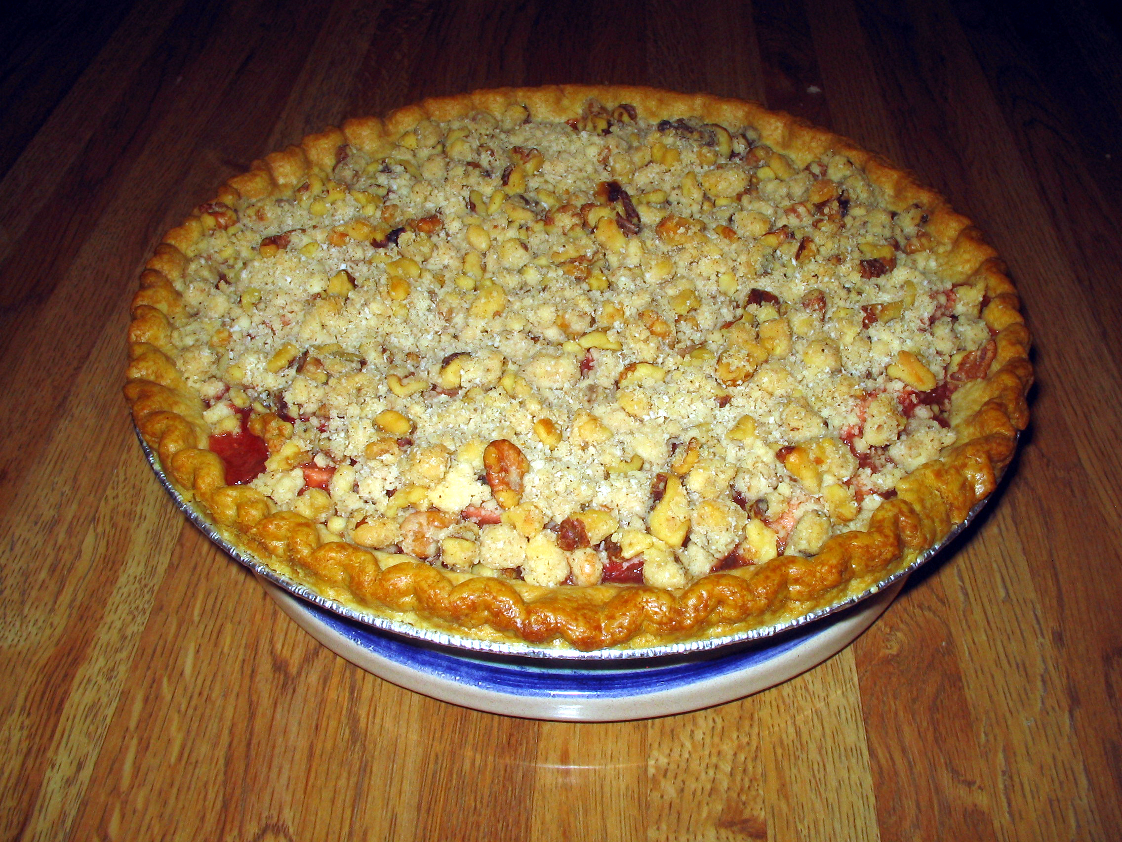 Rhubarb-apple pie, May 2009