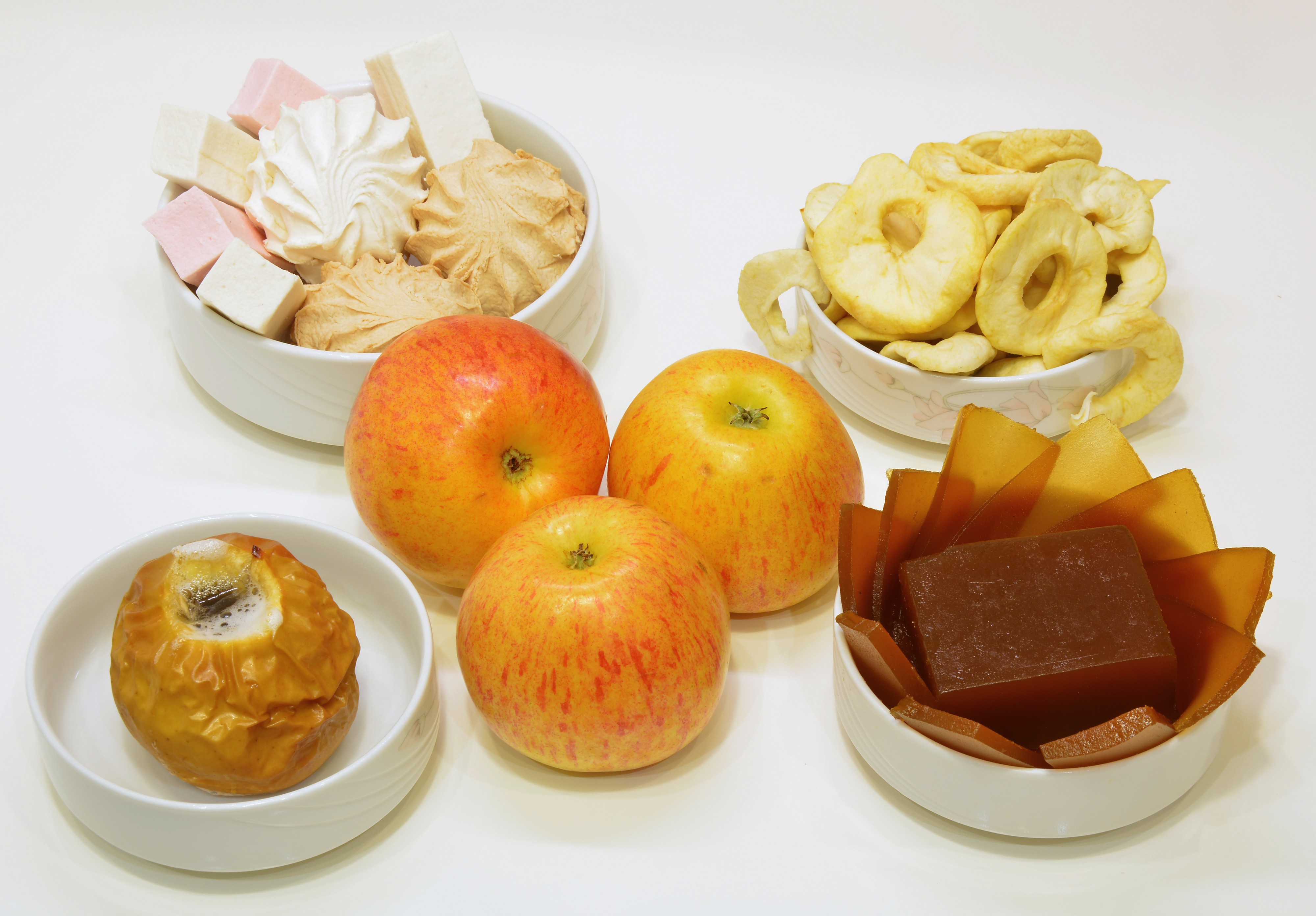 Delicious foods made with apples 01