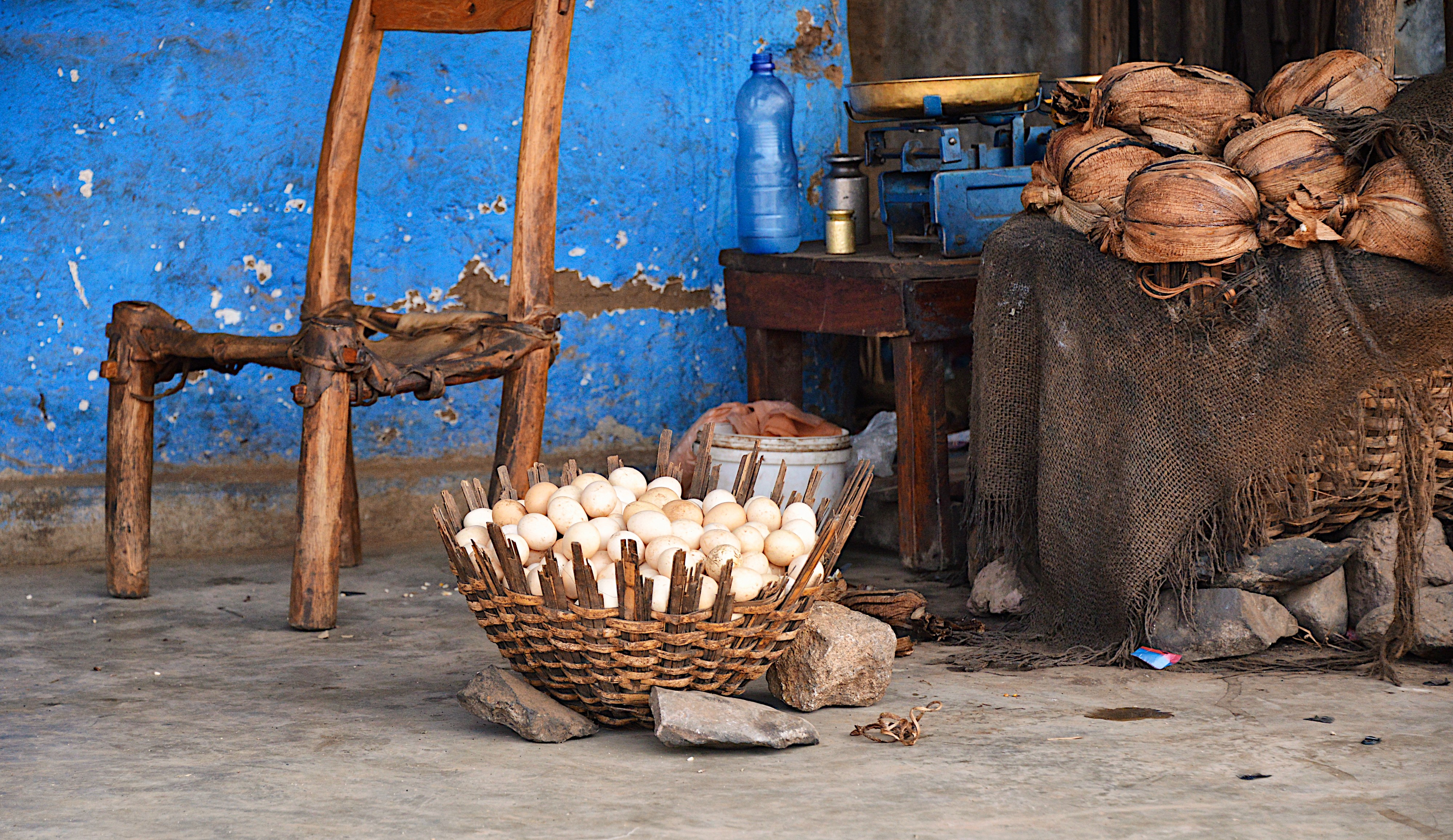 Eggs for Sale, Jimma, Ethiopia (15108775534)