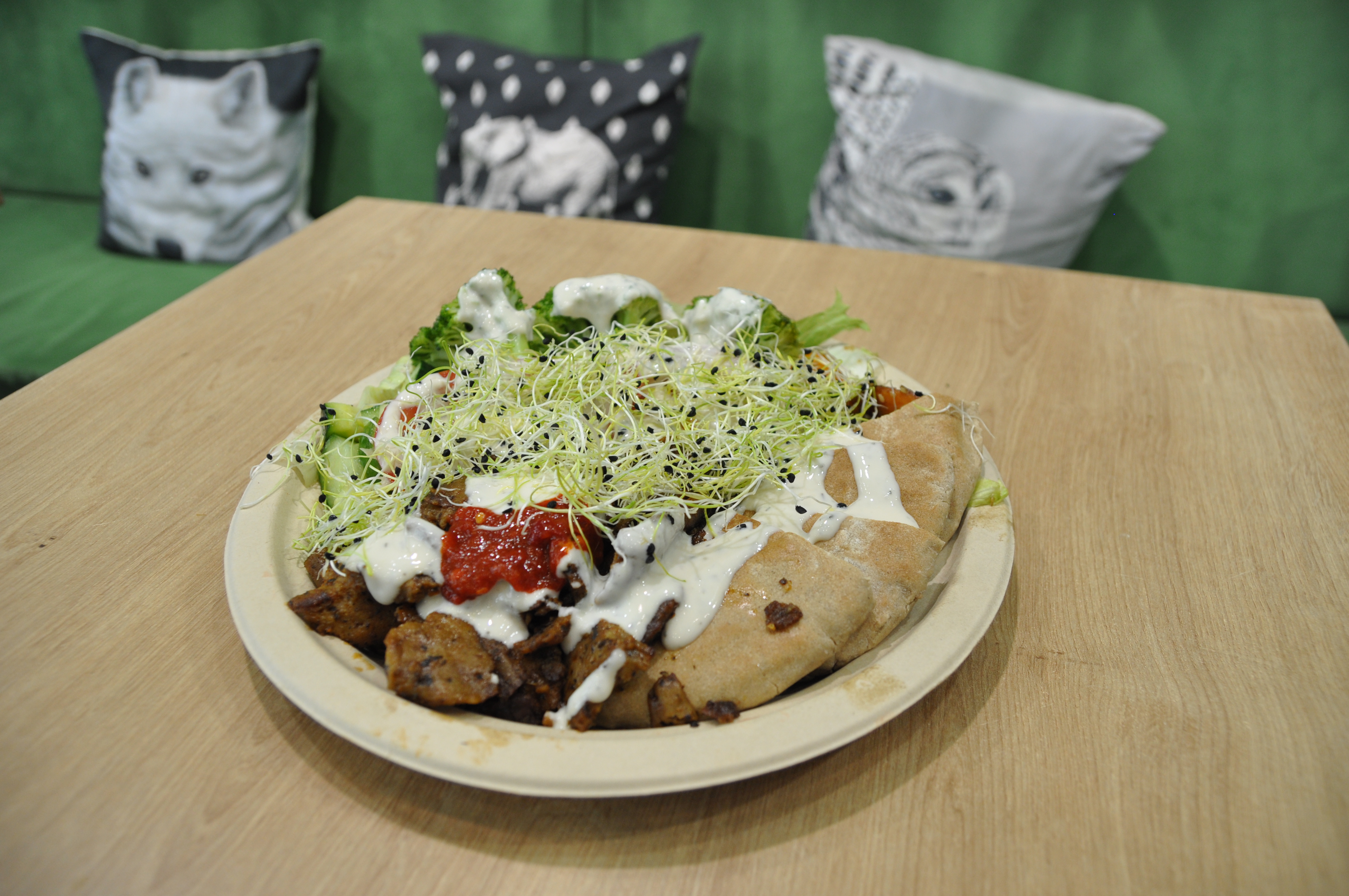 Vegán gyros tál 2