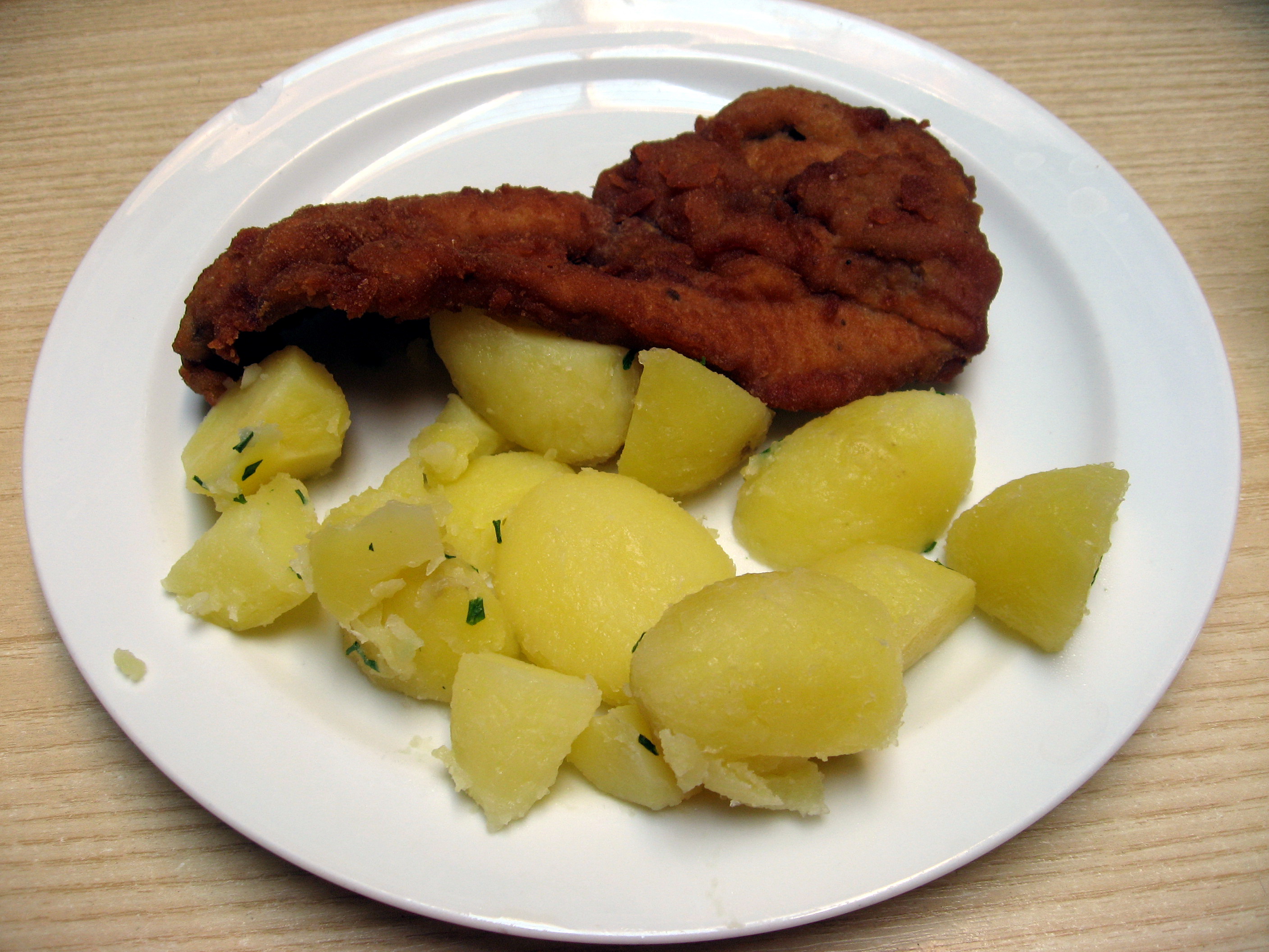 Vepřový řízek, brambory