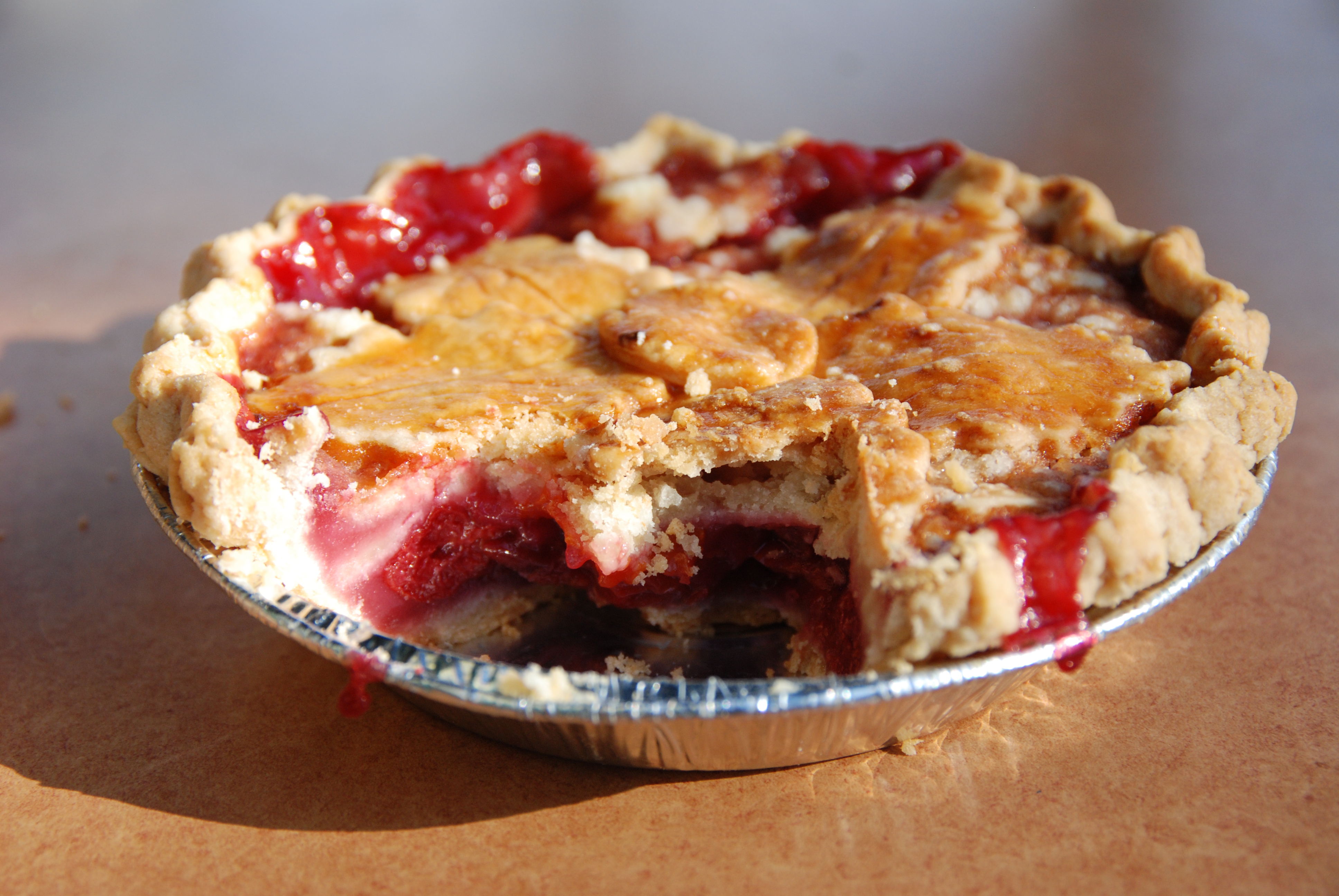 Wanda's Pie in the Sky cherry pie, July 2007