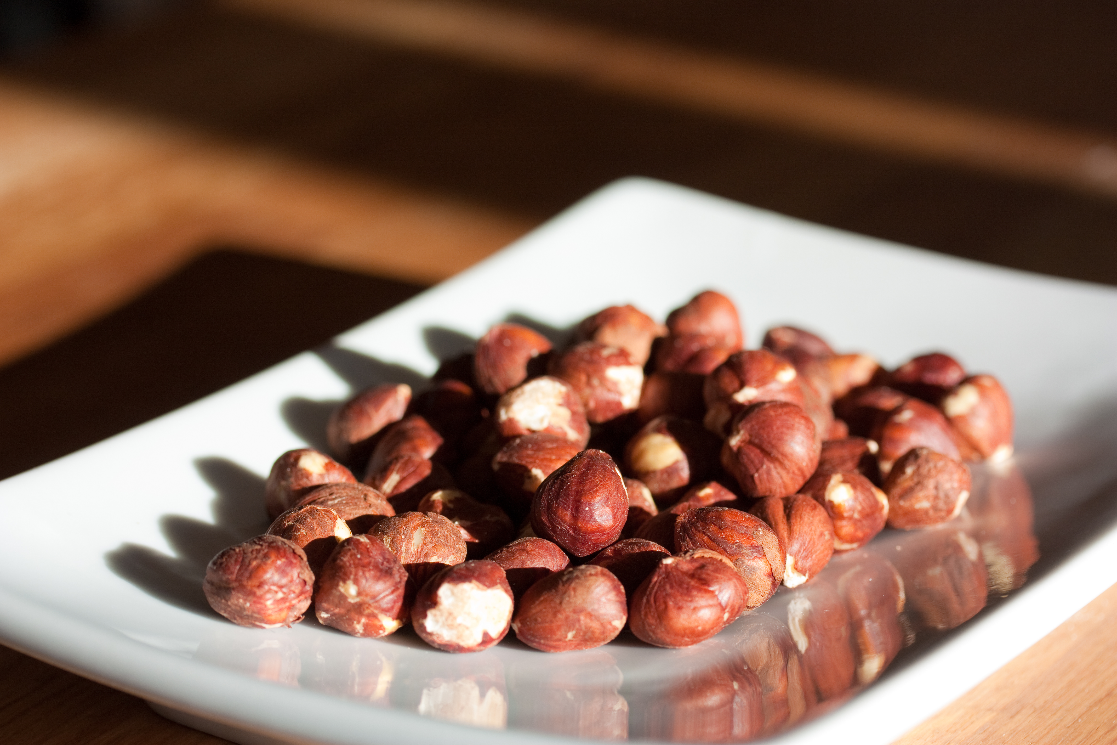 Hazelnuts (4957673675)