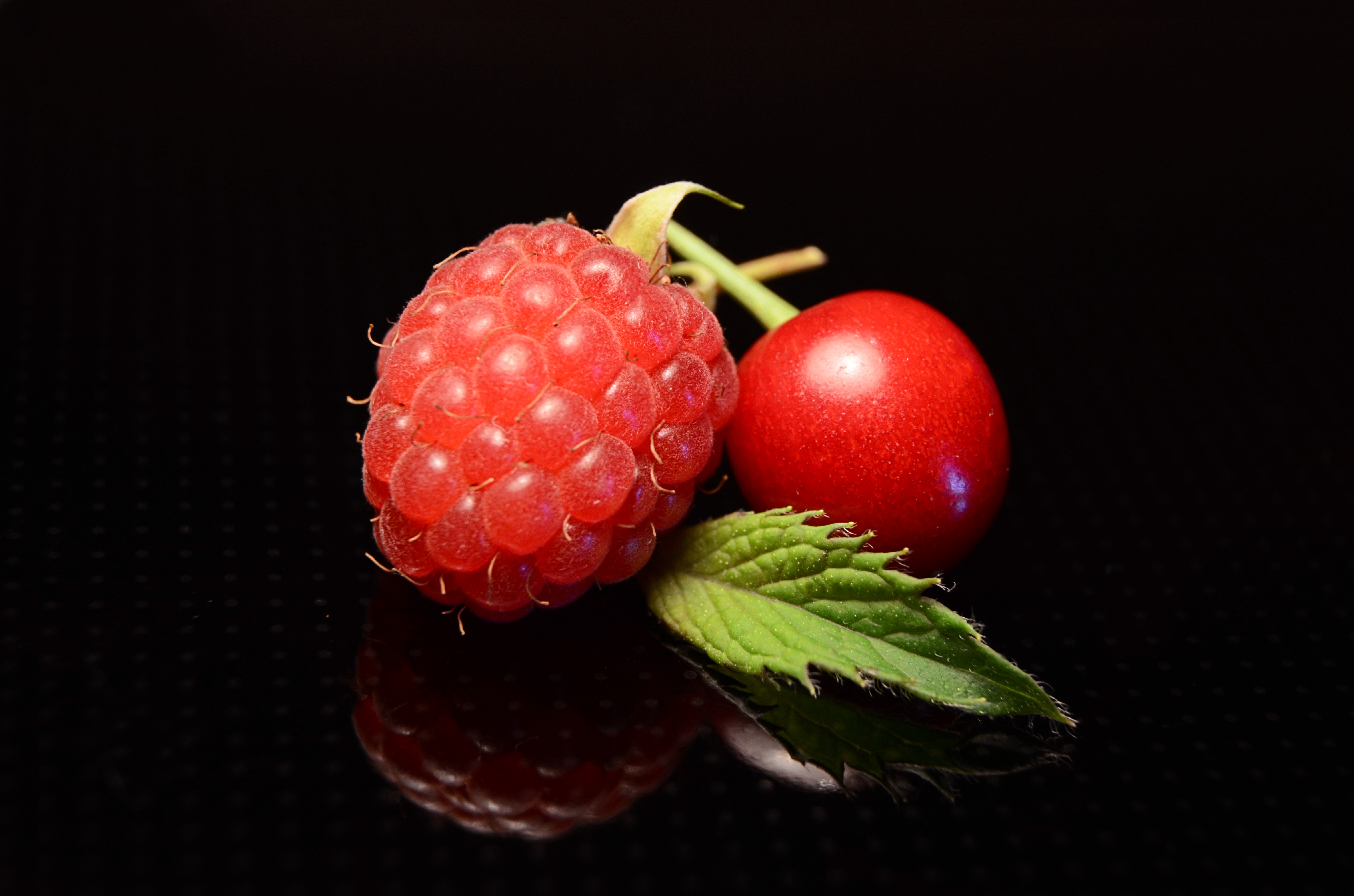 Himbeere + Kirsche + Minze (27955055251)