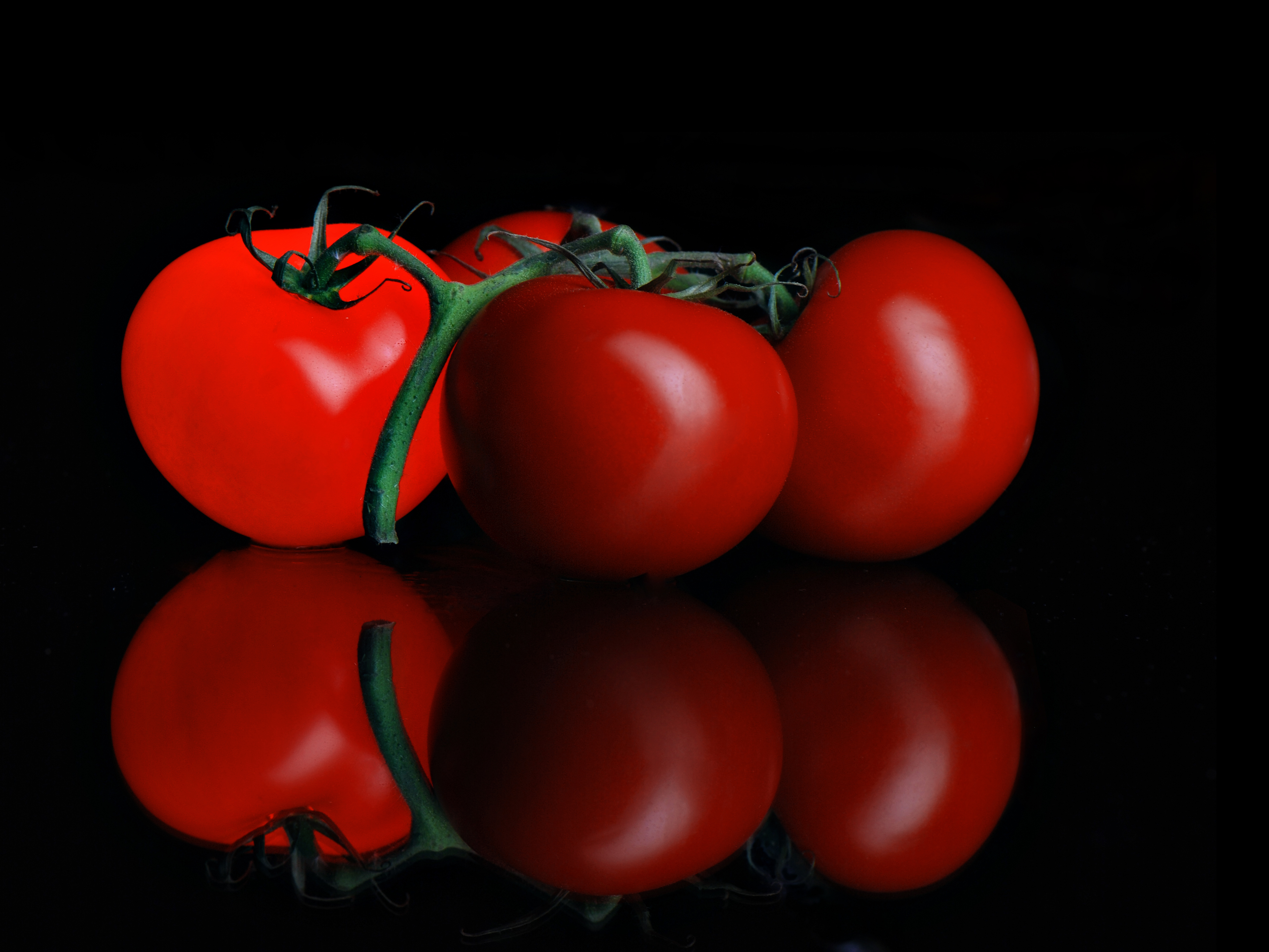 Leucht Tomate