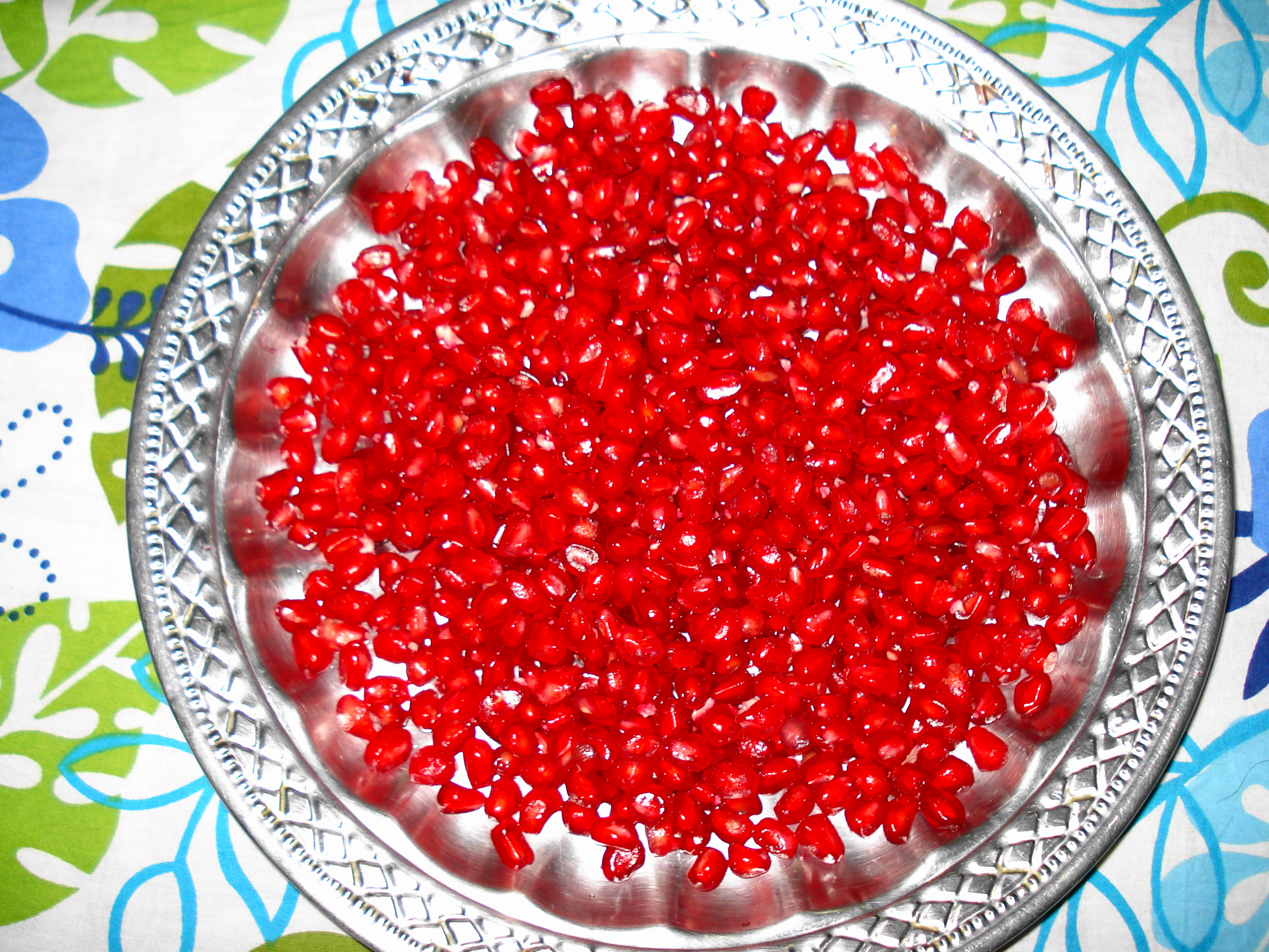Pomegranate Seeds Fresh