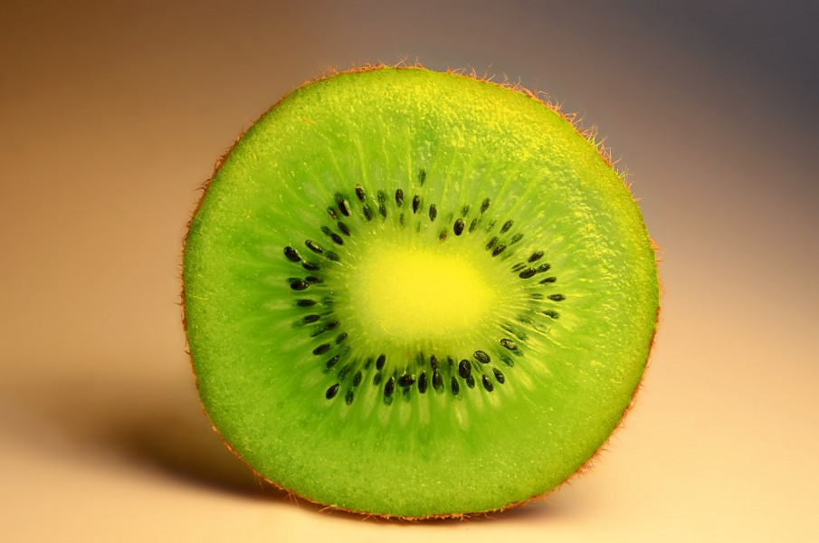 Kiwi (27747232945)