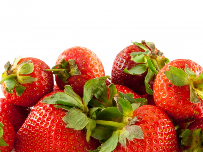 Strawberries (11902390455)