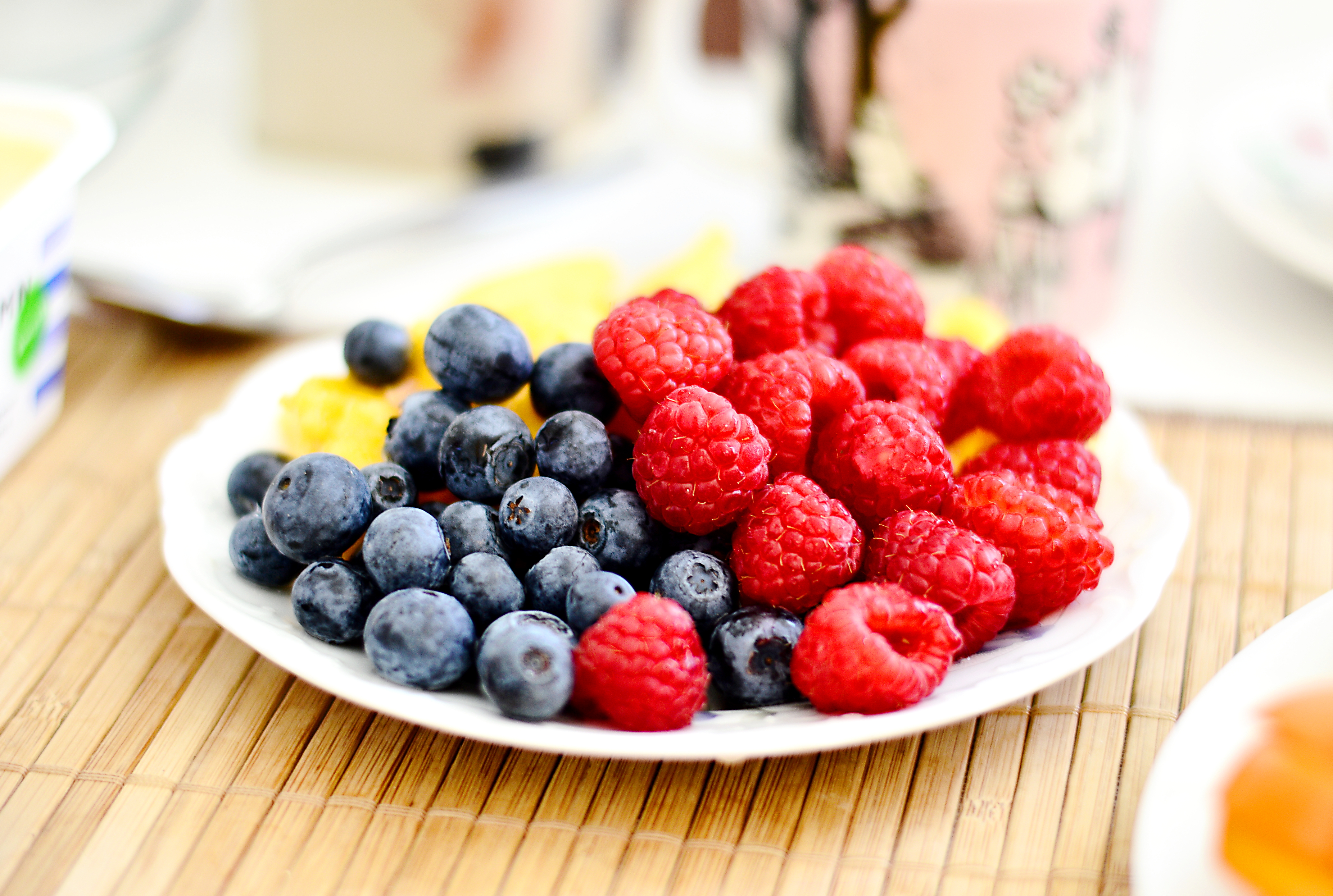 Fruit Platter (Unsplash)