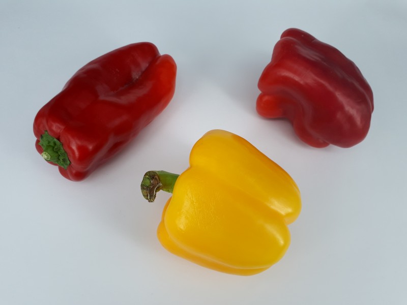 Three bell peppers 2017 B