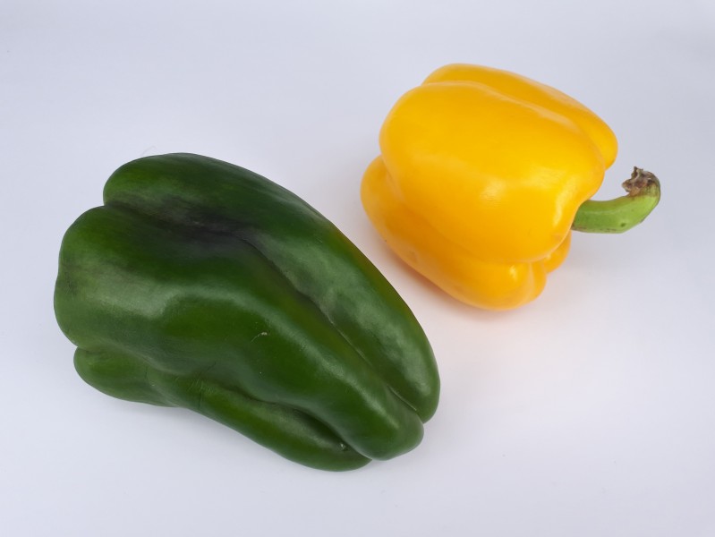 Two bell peppers 2017 B2