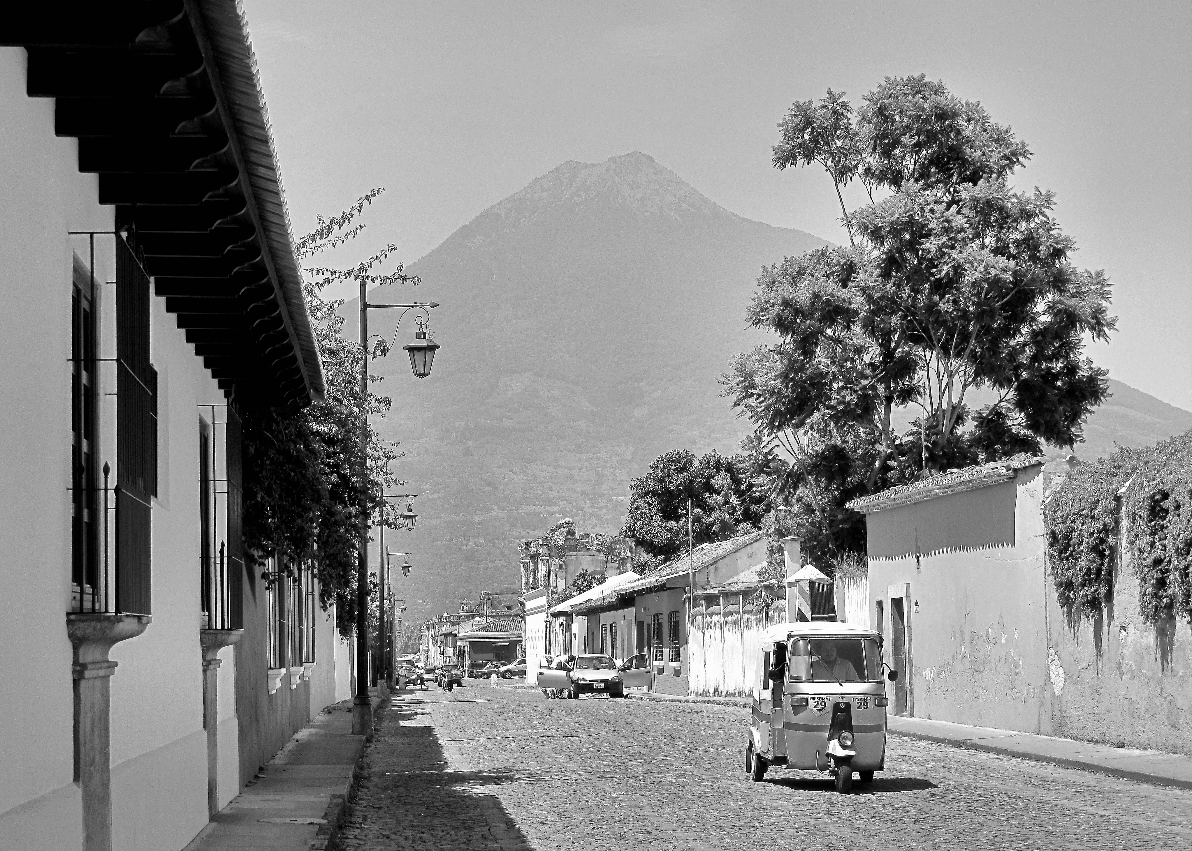 Antigua Tuk Tuk (3745770937)