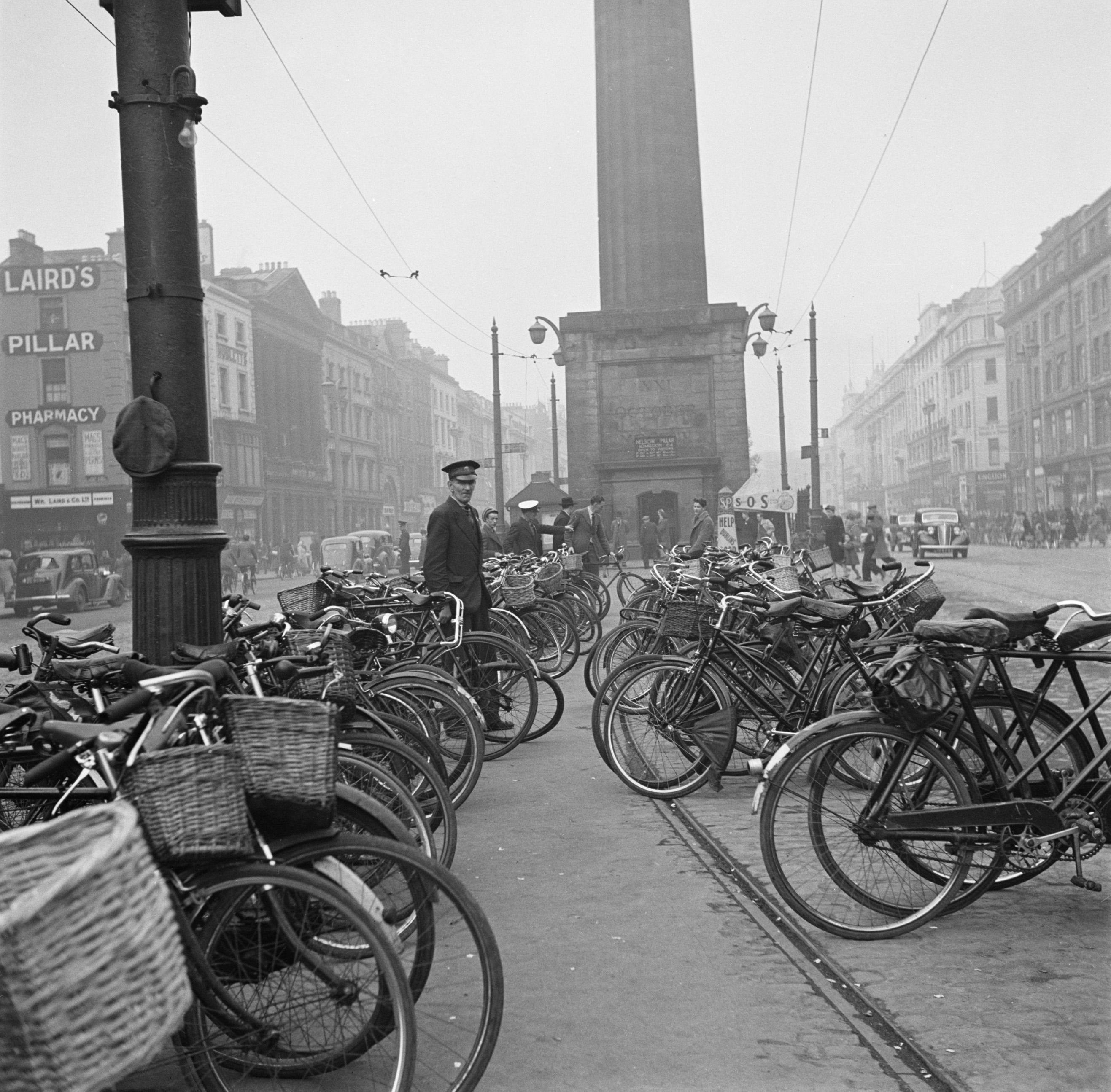 Bicycles in front of Nelson's Pillar, Dublin