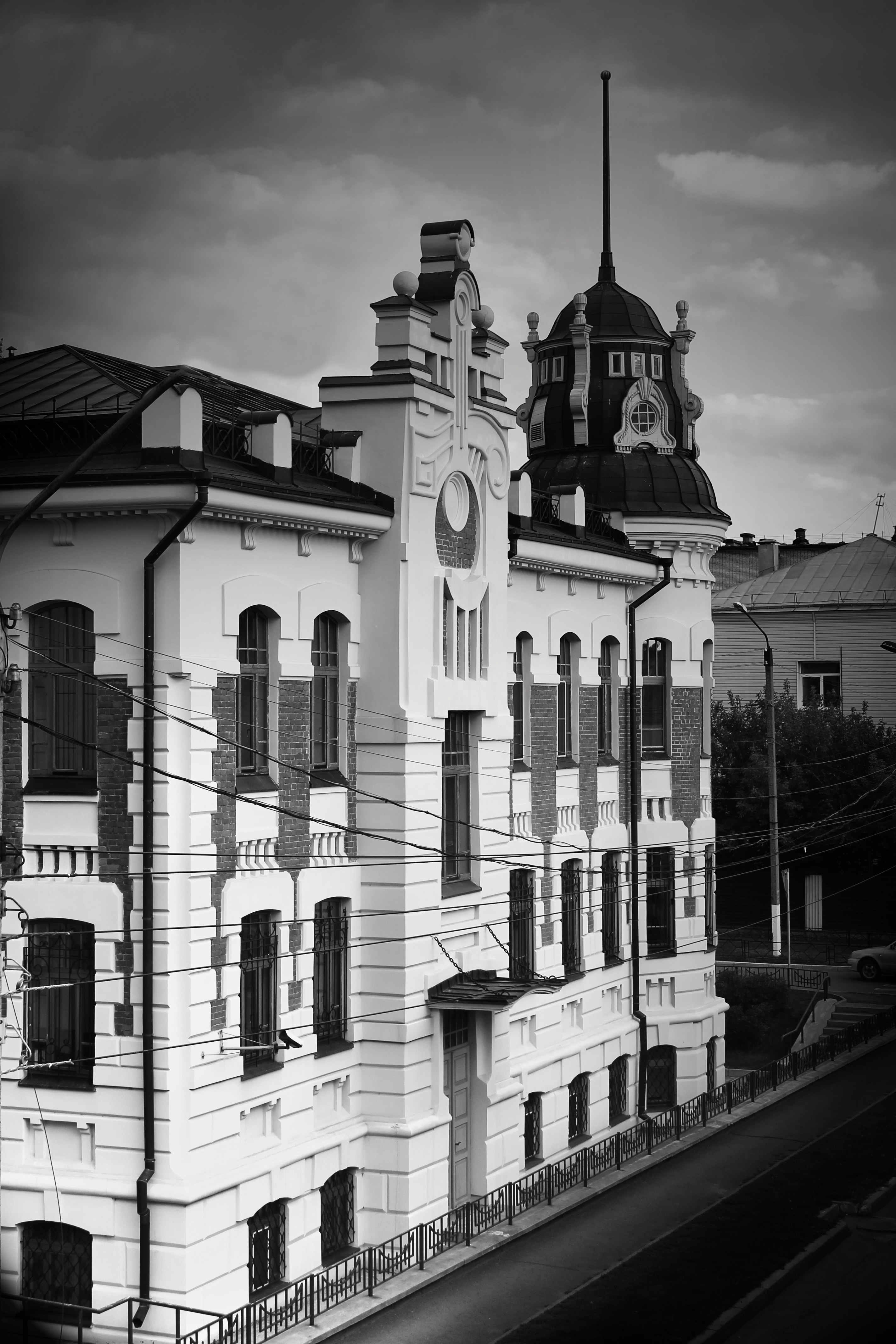 Фасад дома Яковлева и Полякова