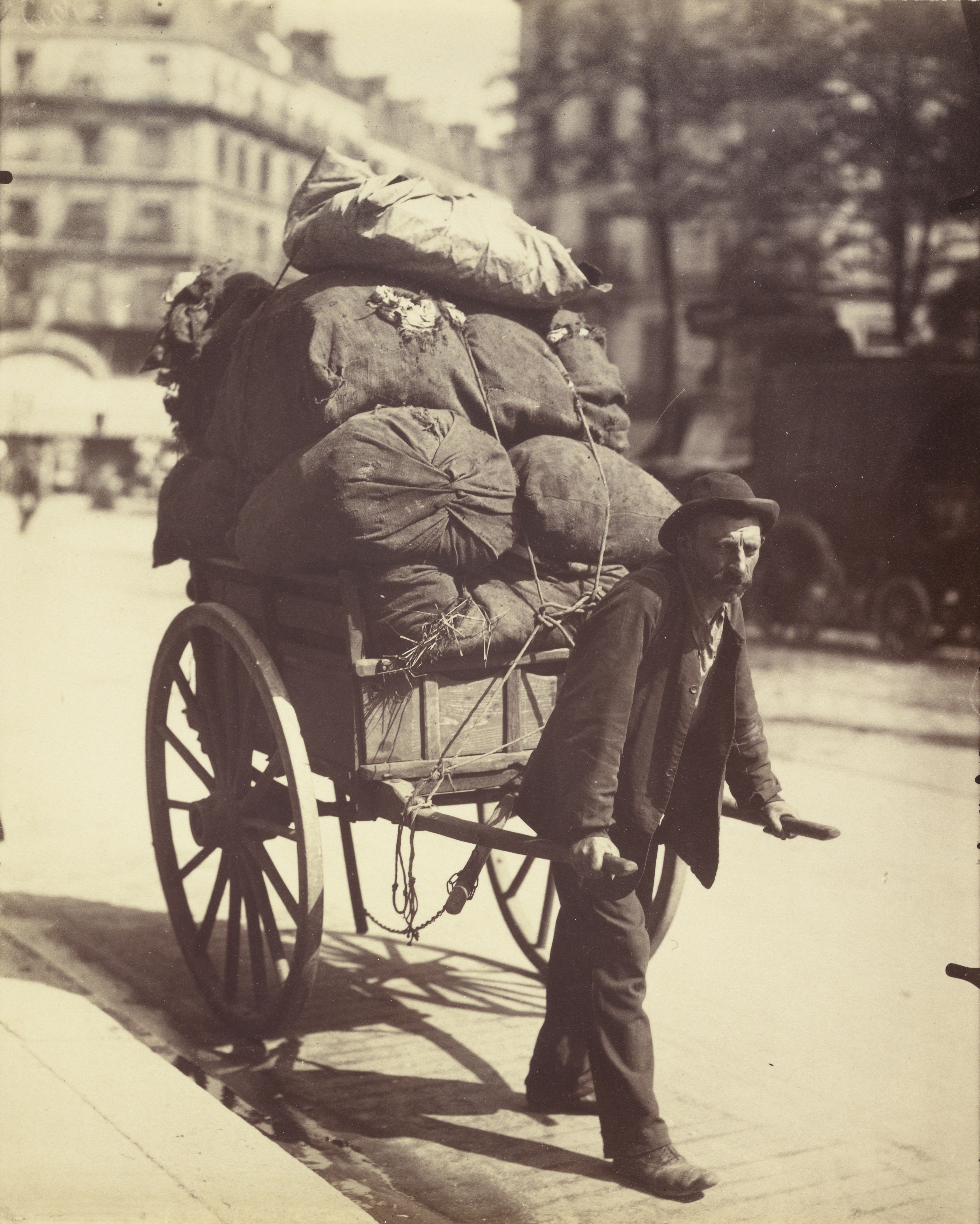 Eugène Atget, Chiffonier - Getty Museum