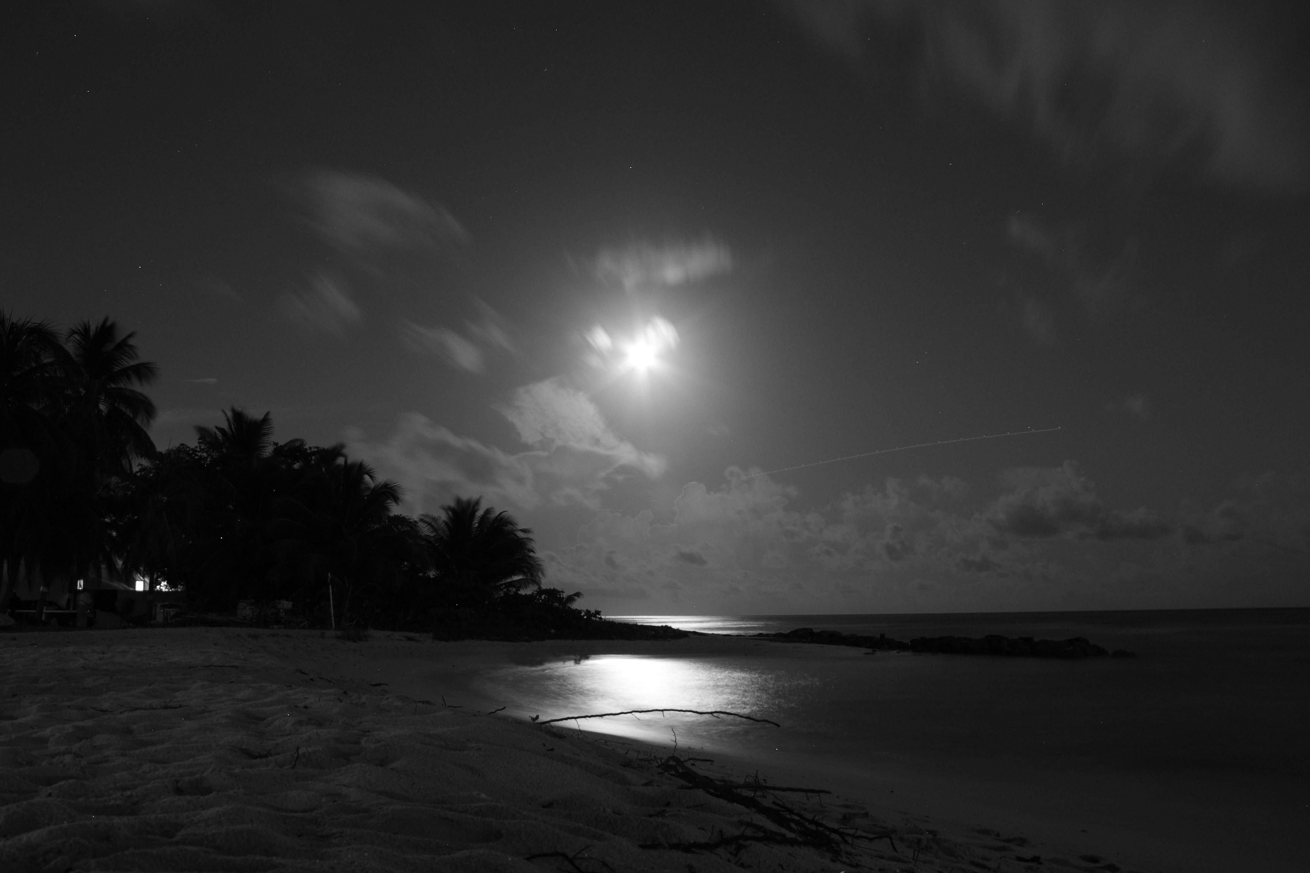 Full Moon (4741047633)
