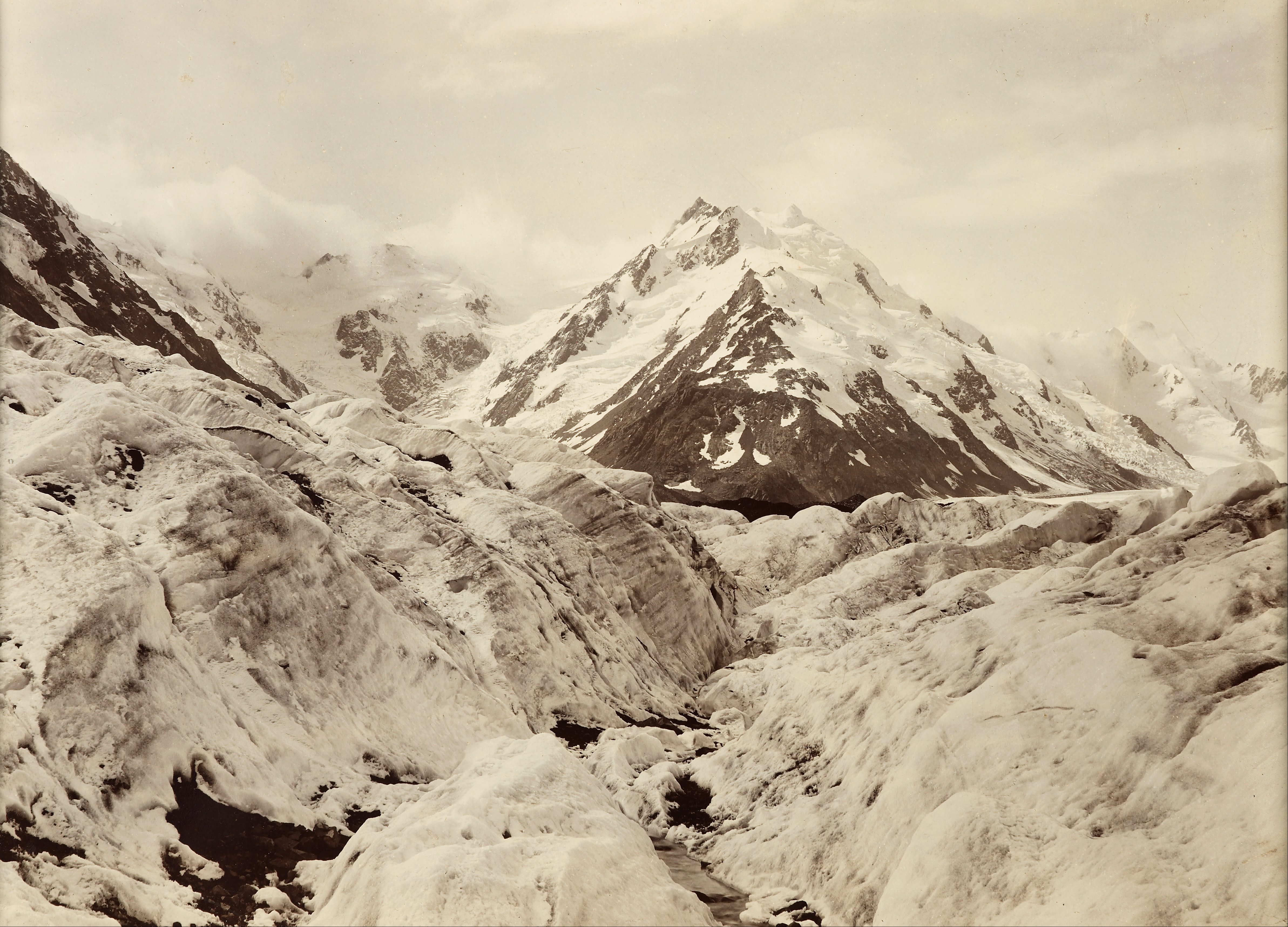 George Moodie - Mount De La Beche from the Tasman Glacier - Google Art Project