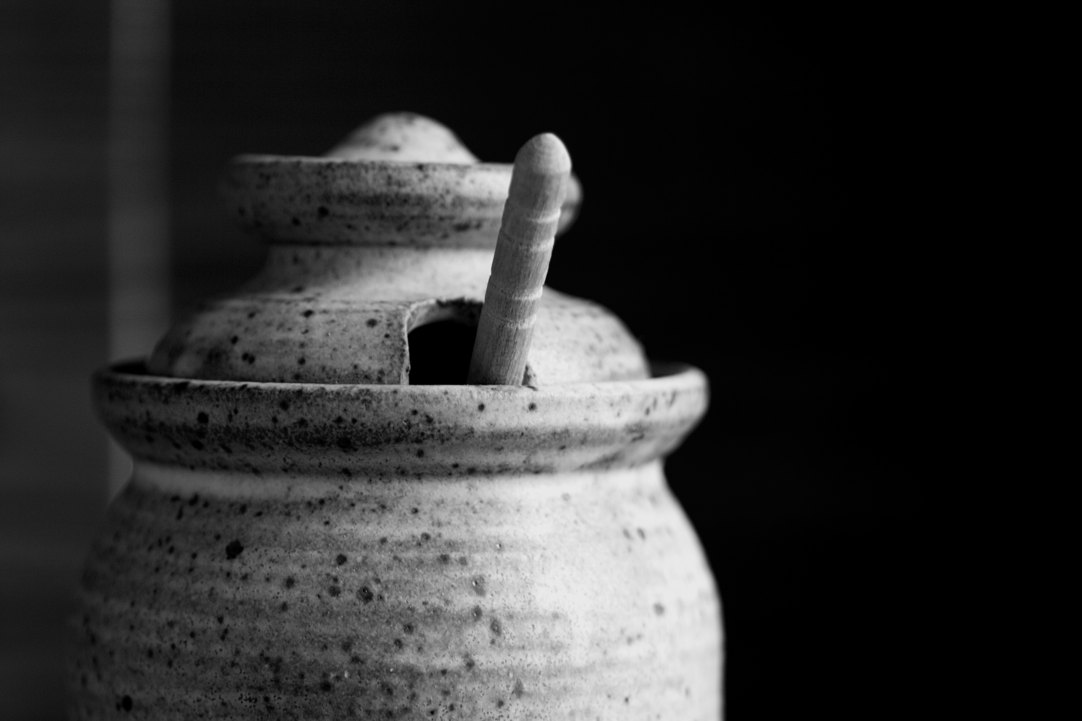 Honey jar (411317929)